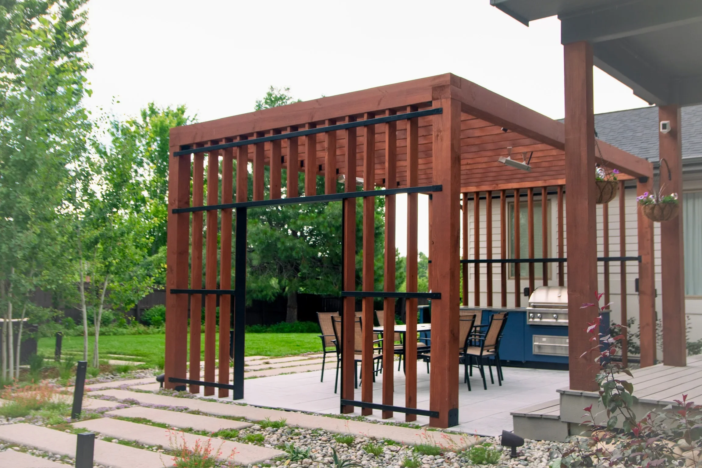 Boulder Pergola with Outdoor Kitchen