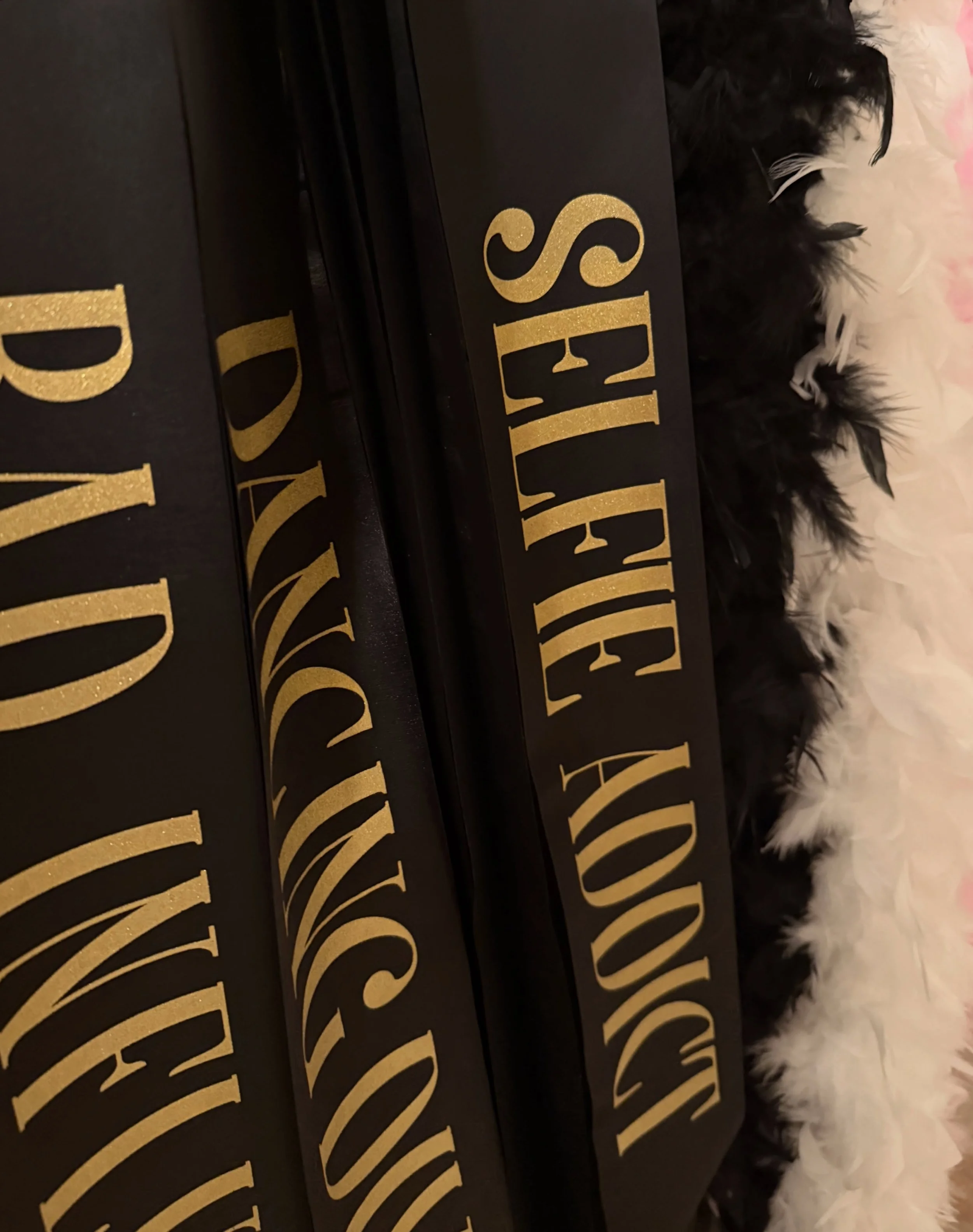 Grab your girls and pick your favorite item from our Prop Haus 💕

Perfect for Birthdays, Bachelorettes, Quincea&ntilde;eras, Holidays, and anything worth capturing 📸

#whittierphotobooth #montebellophotobooth #girlsnight #21stbirthday #murrietaphot