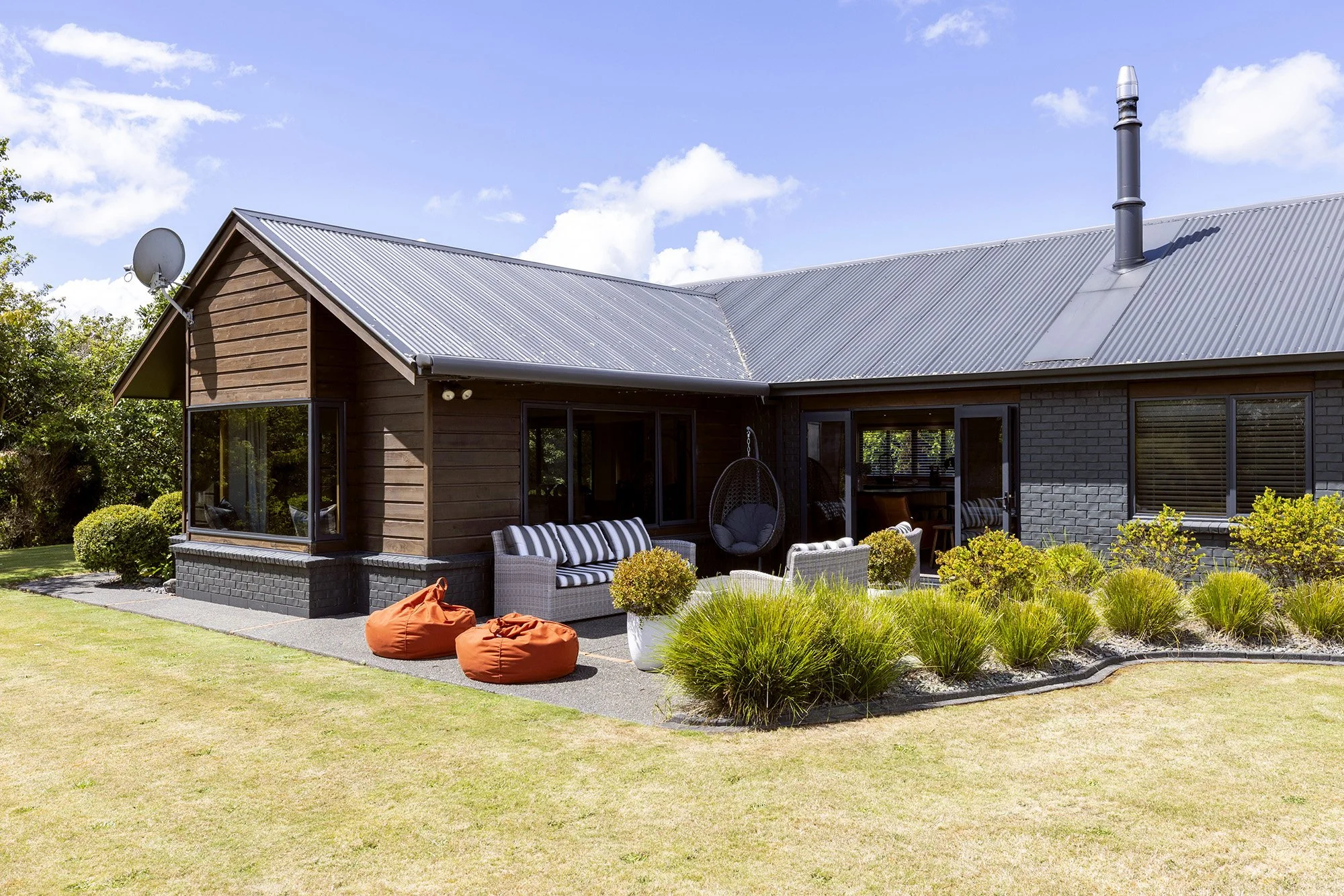 jC_659WhangamataRd_19.jpg