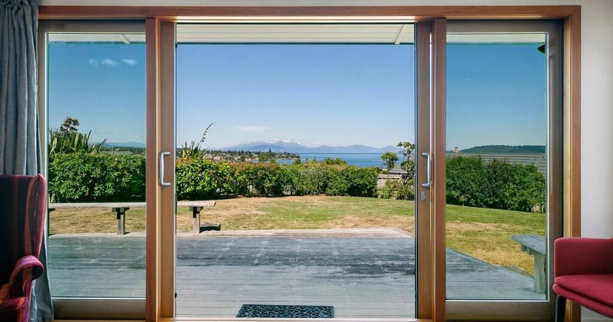 Ultimate Retreat- with Natural Mineral Spa 