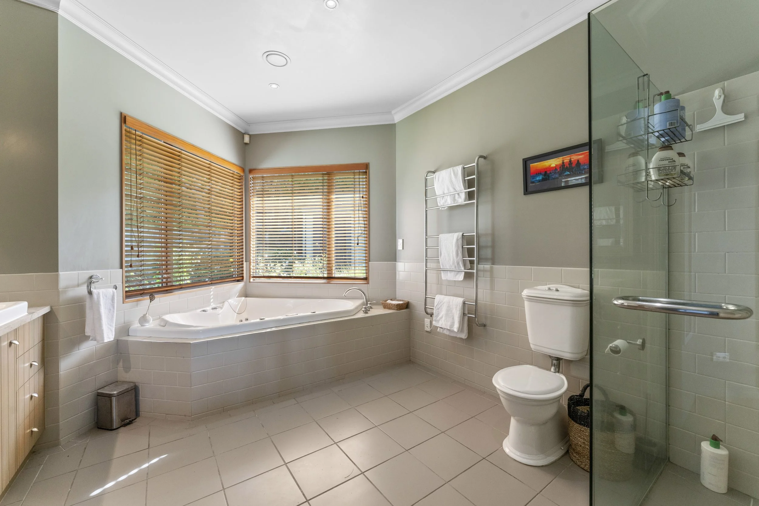 38 Mapara Rd - Acacia Bay (11).jpg