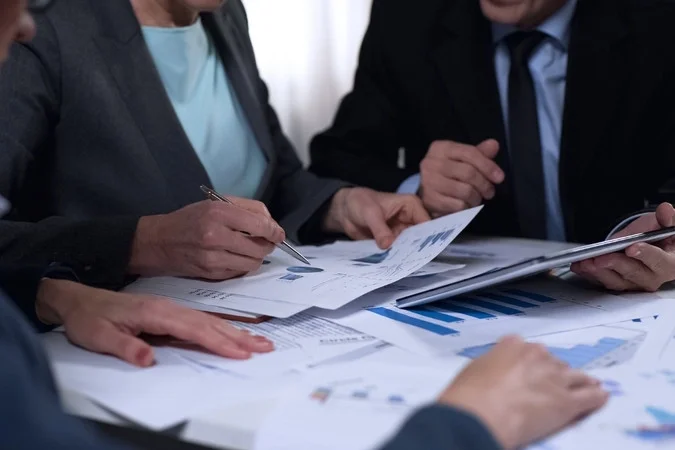 Building Trust from the Ground Up: SME Governance Practices to Impress Your Customers