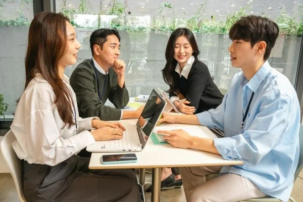 이중적 중요성의 이해: 한국 기업들이 더 이상 이를 무시할 수 없는 이유