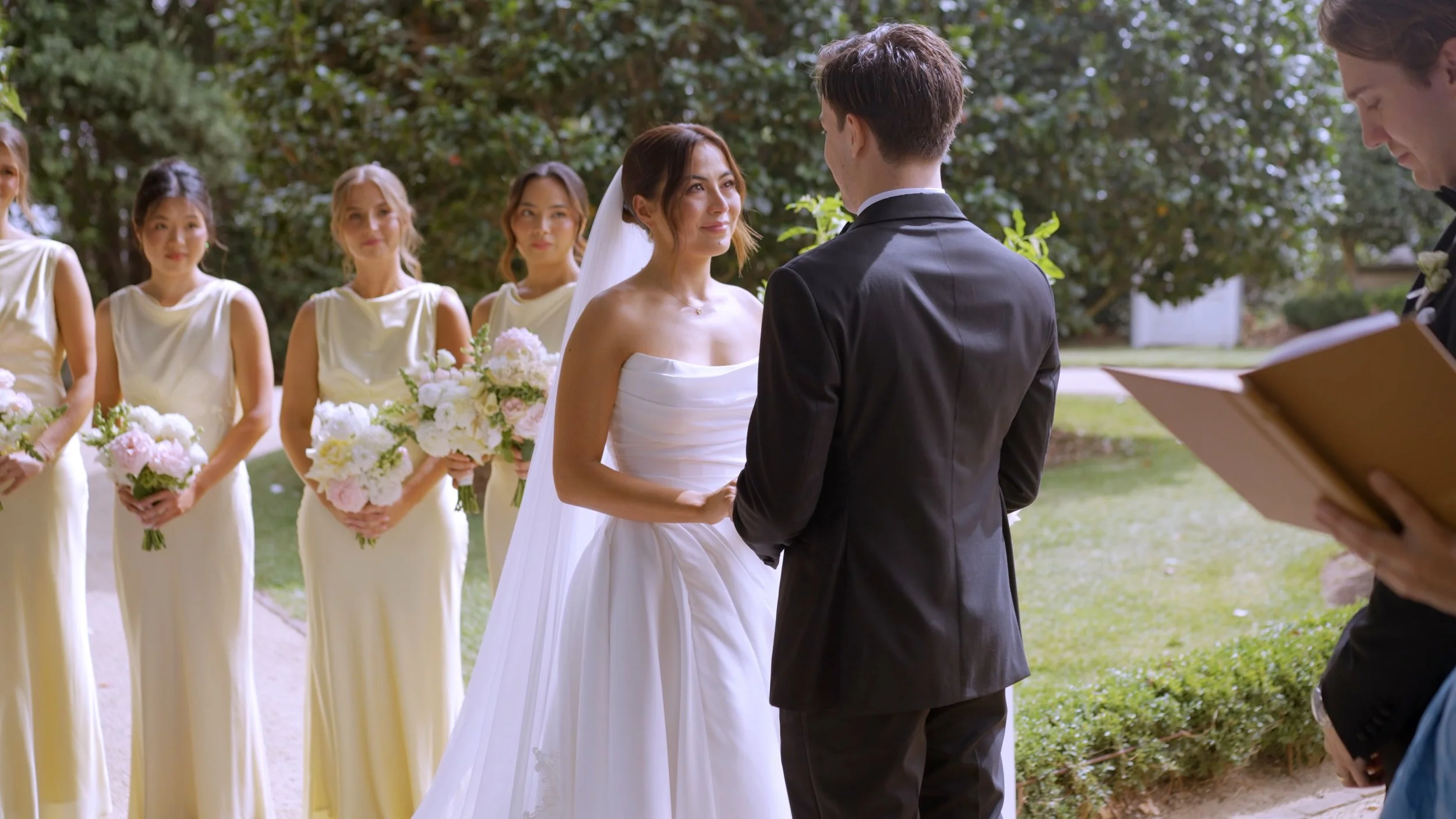 Amelia_Alex_Framegrab_ceremony_amelia.jpg