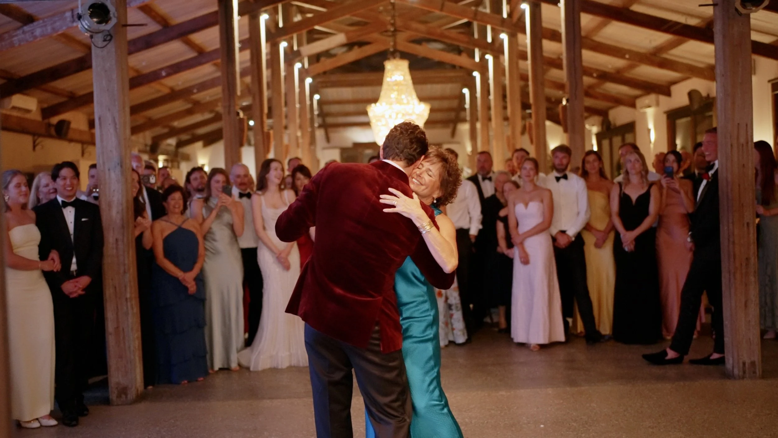 Rhiannon _Thomas_Framegrab_mum_dancwe.jpg