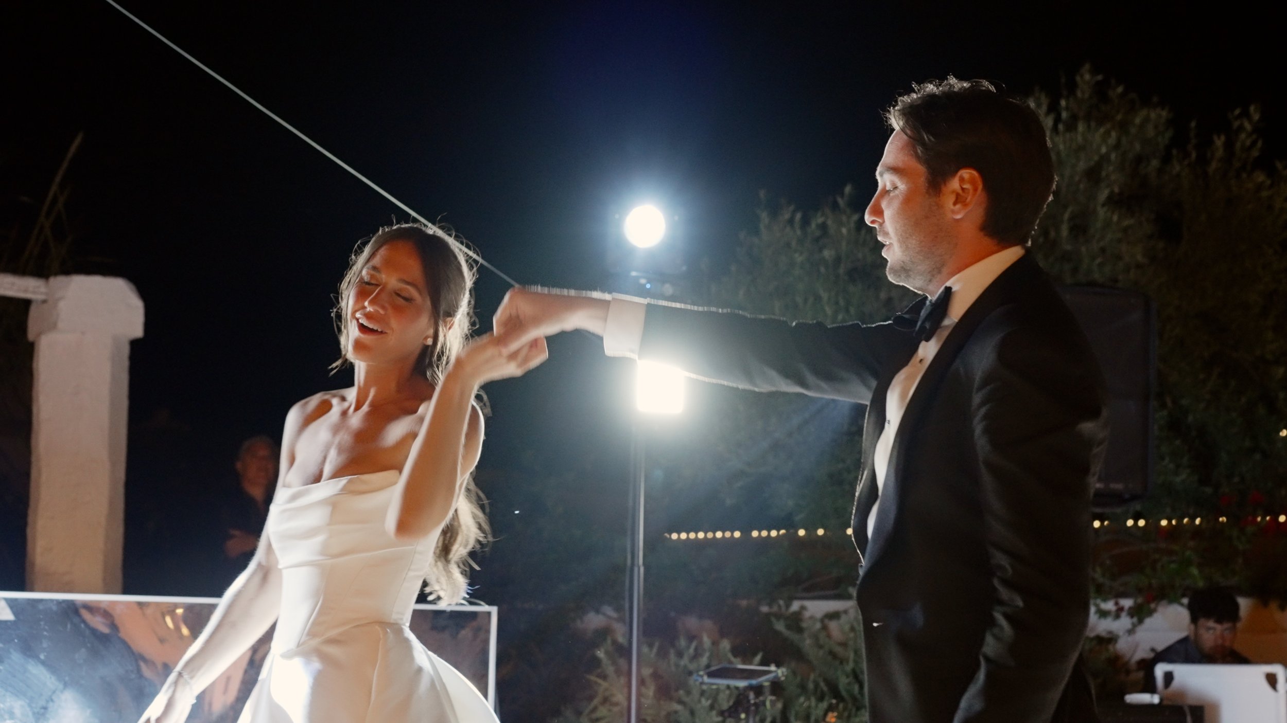 Sari_Jacob_firstdance.jpg