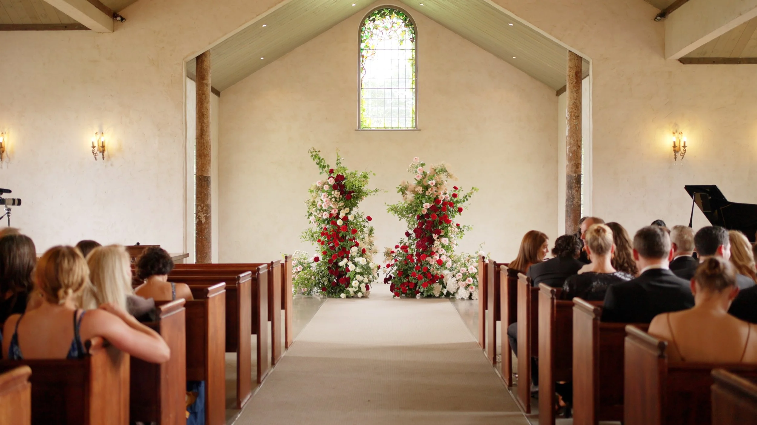 Rhiannon _Thomas_Framegrab_ceremony_setup.jpg