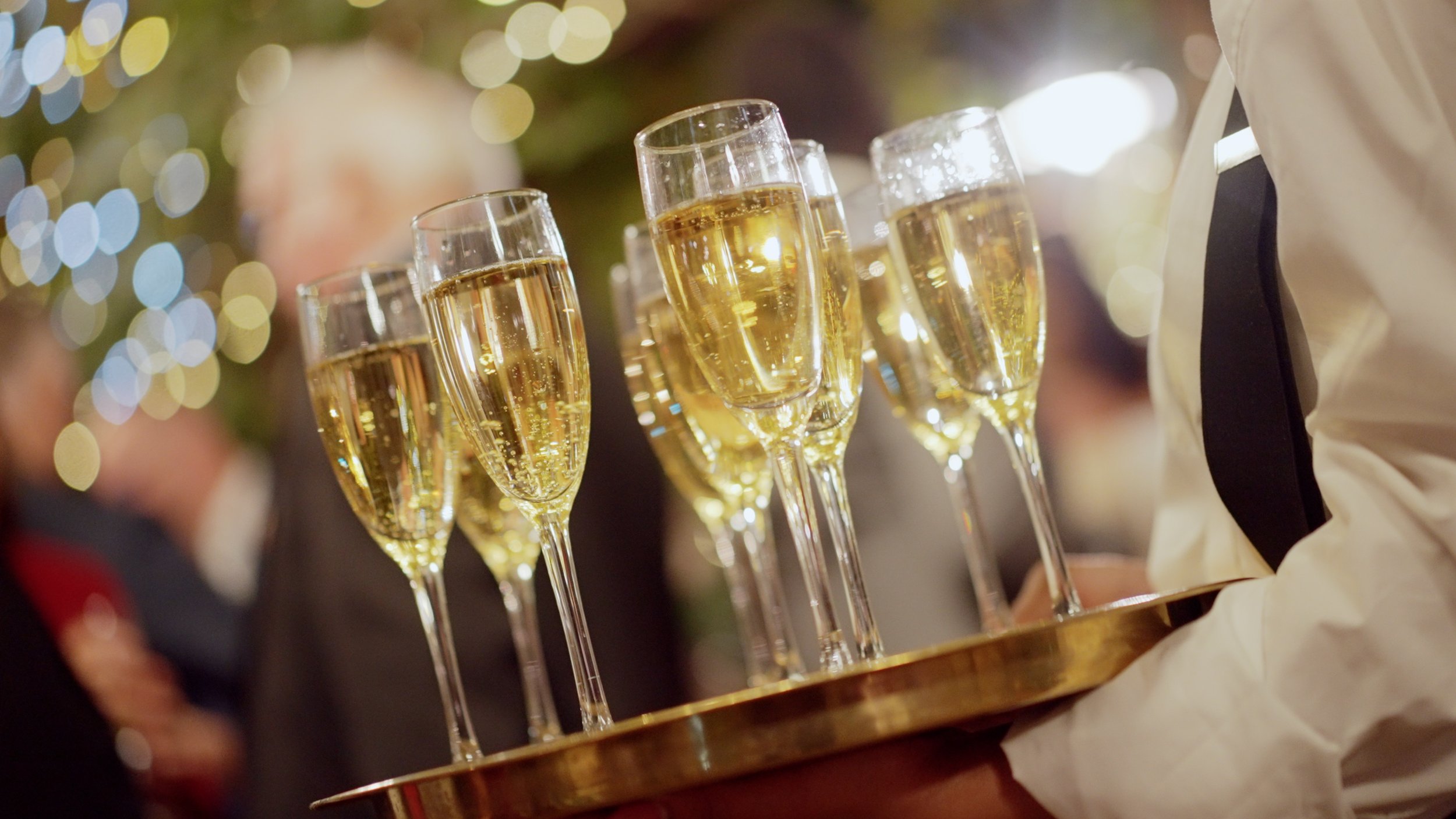 Framegrab_maryna_ciaran_champagne.jpg