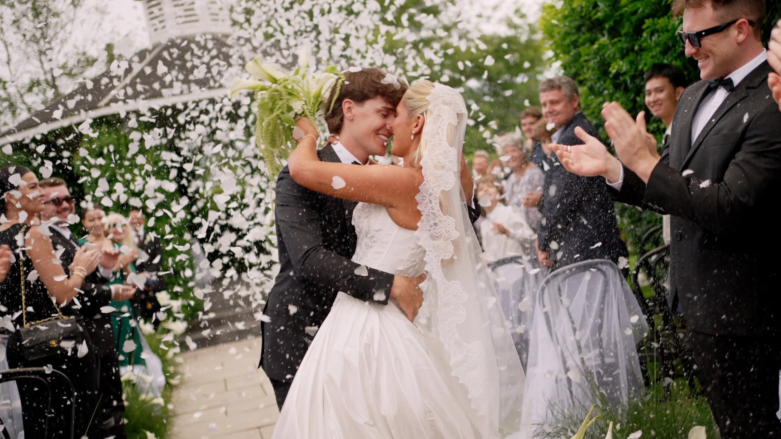Framegrab_Arie_Chris_confetti.jpg