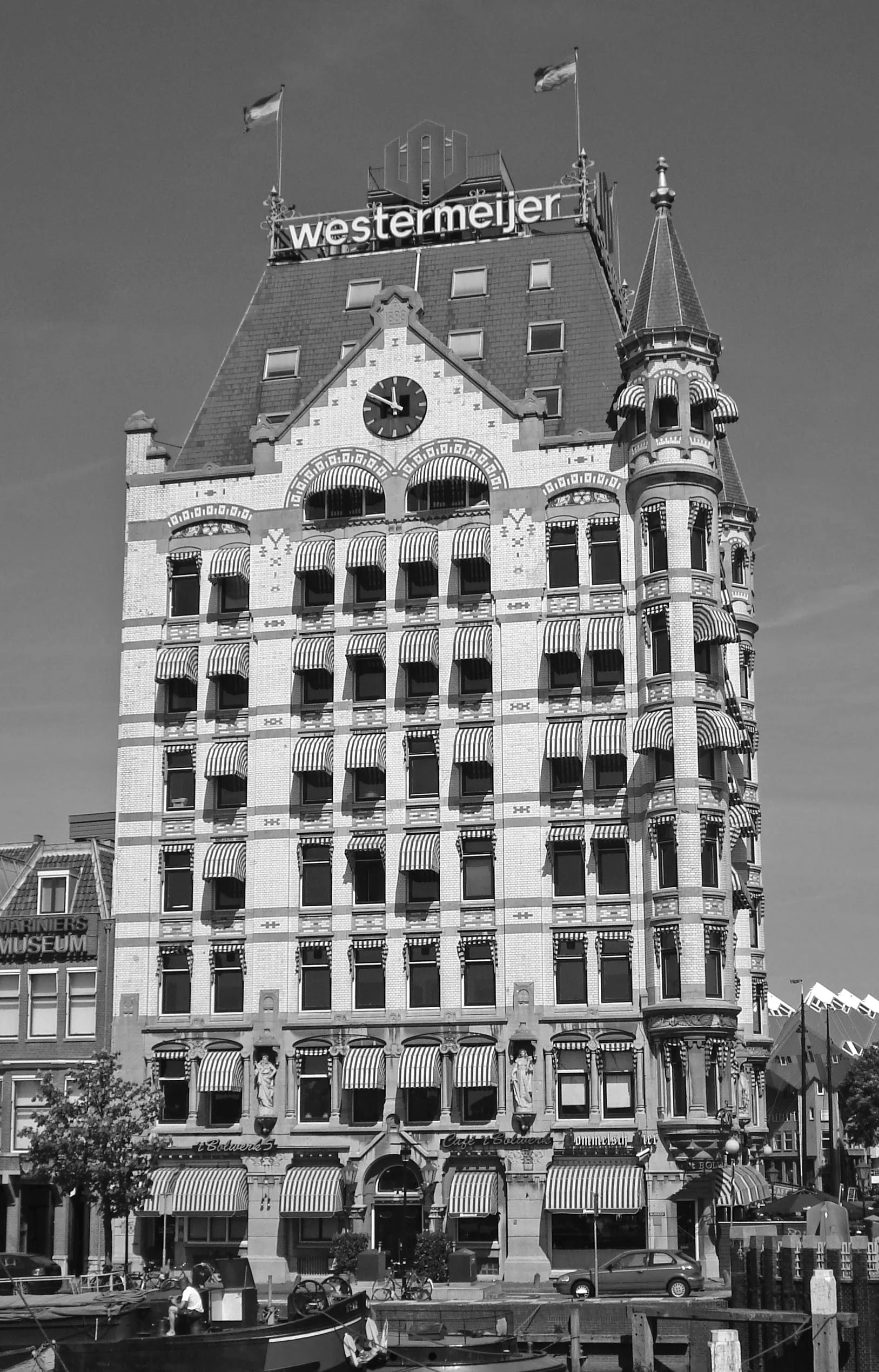 Rotterdam_wittehuis_2008 gray.jpg
