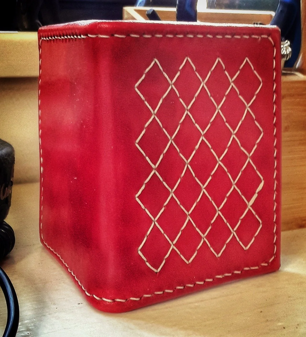SBL 16 - Stitched Key Wallet 01.jpeg