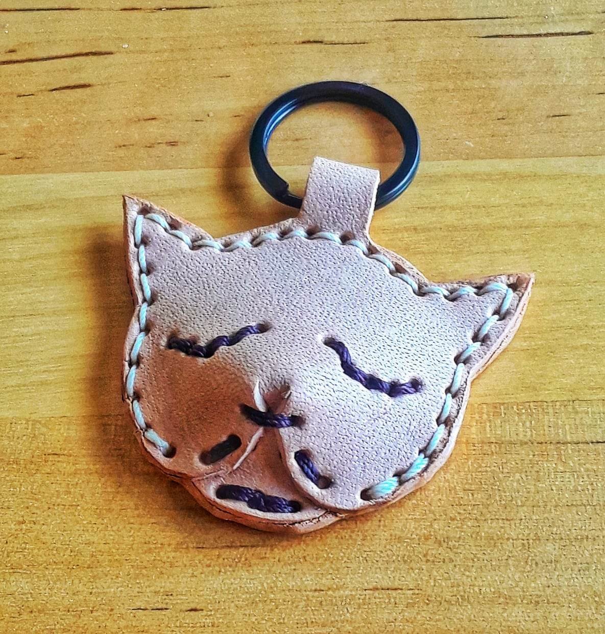 SBL 07 - Cat Keychain 01.jpg