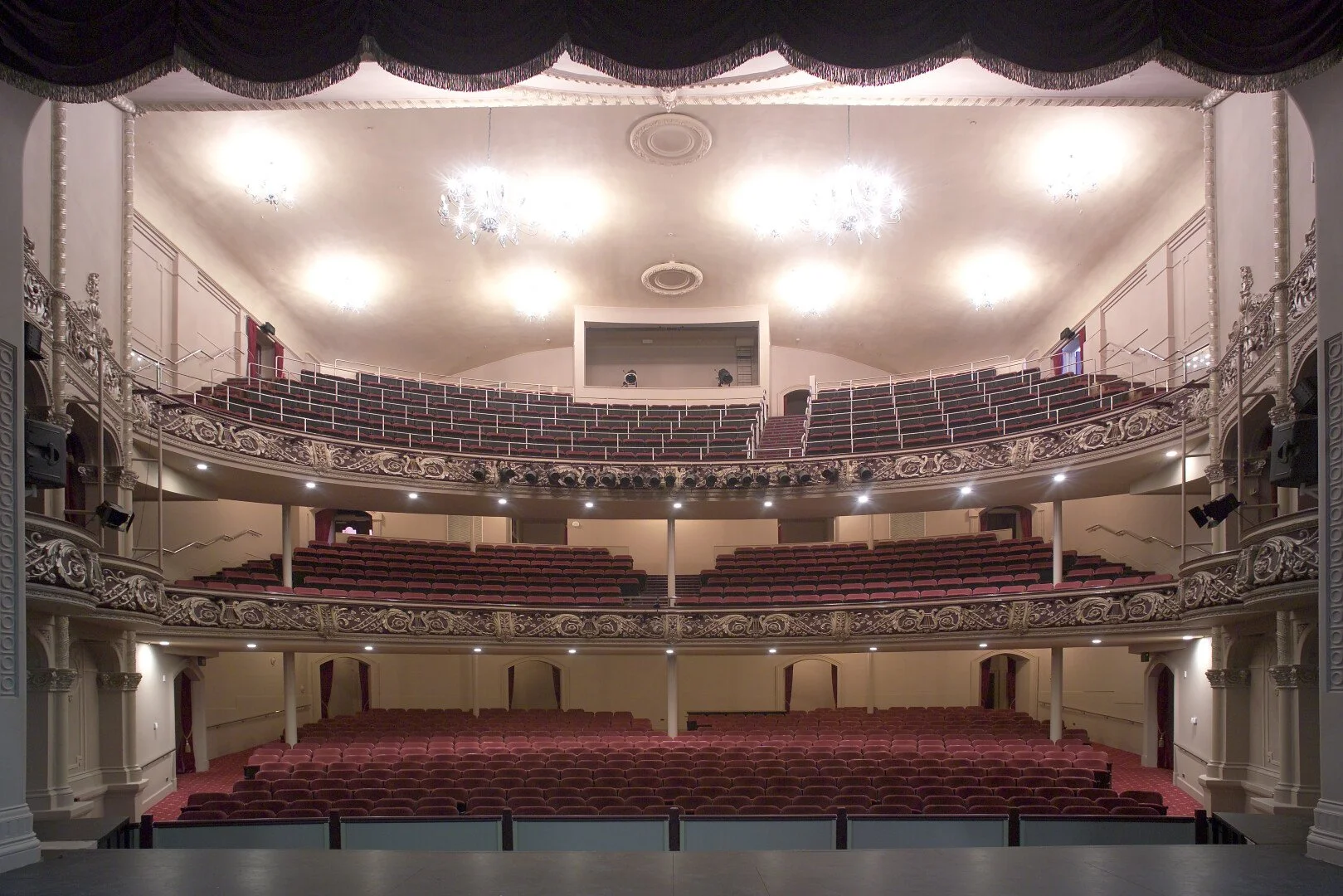 Civic Theatre, McDowell Architects, Auditorium 4 (Large).jpg