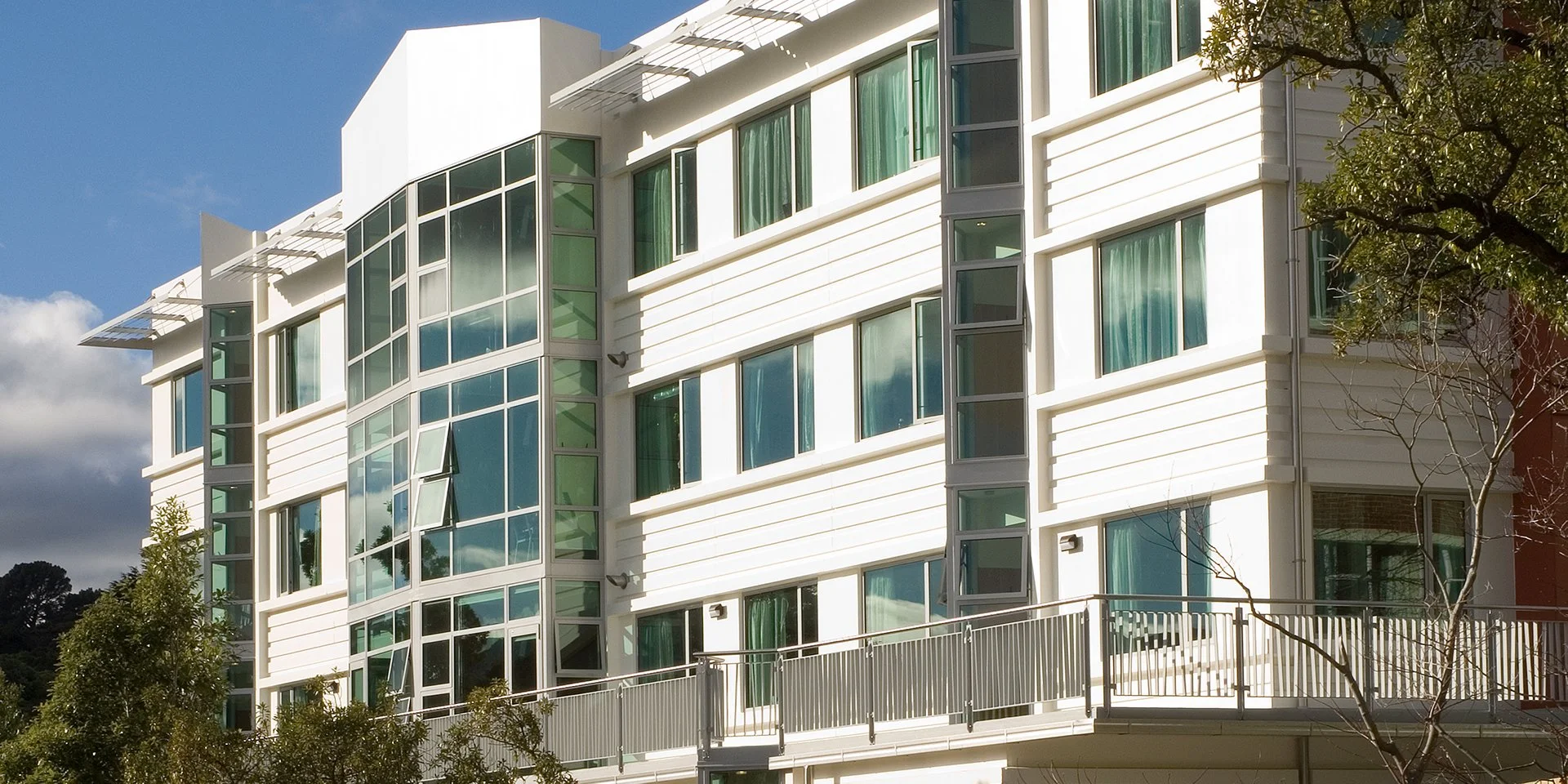 16by8_banner_Arana College - Exterior View.jpg