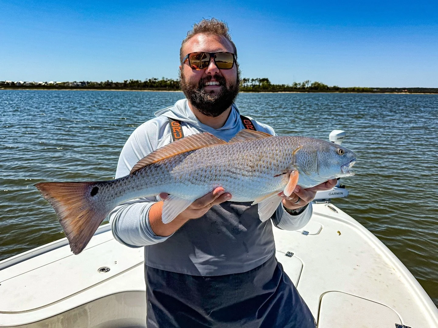 Back at it again 
&bull;
&bull;
&bull;
&bull;
#fishing #charlestonsouthcarolina #charleston #southcarolina #inshore #redfish #reddrum #spottail #seahunt #seahuntbx22br #grundens #costasunglasses
