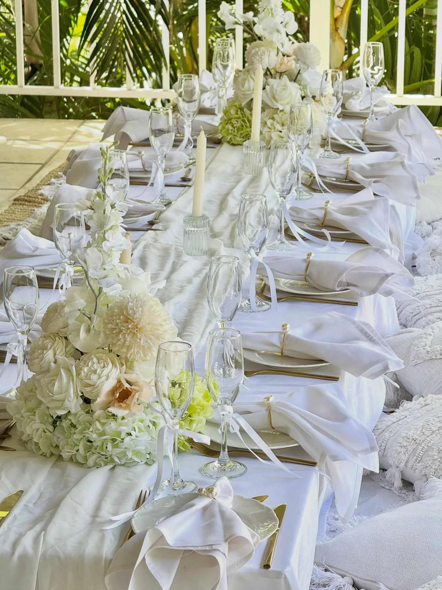 A dreamy white hen&rsquo;s picnic 🤍

#ArreyEvents #henspicnic #hens #bachloretteparty #picnichire