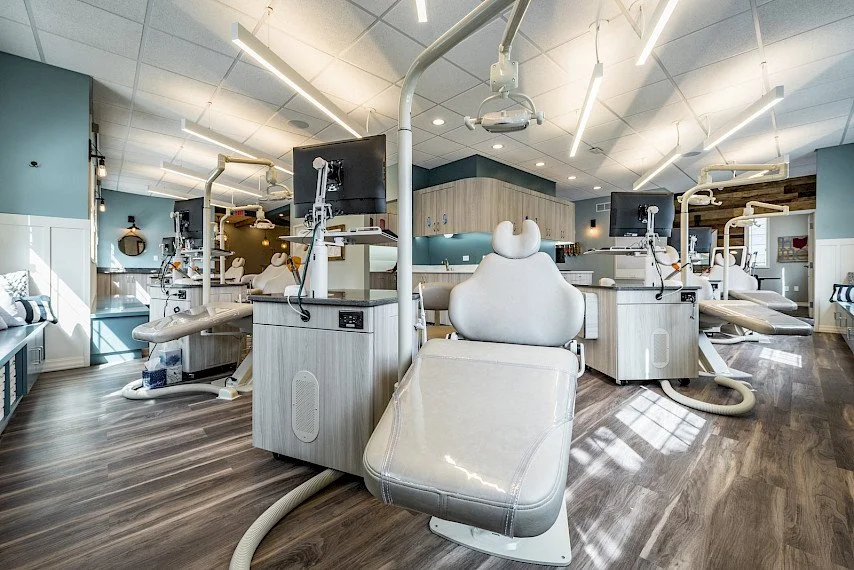 Crunching the Numbers: Choosing the Right Operatory Equipment for an Efficient and Long-Lasting Practice