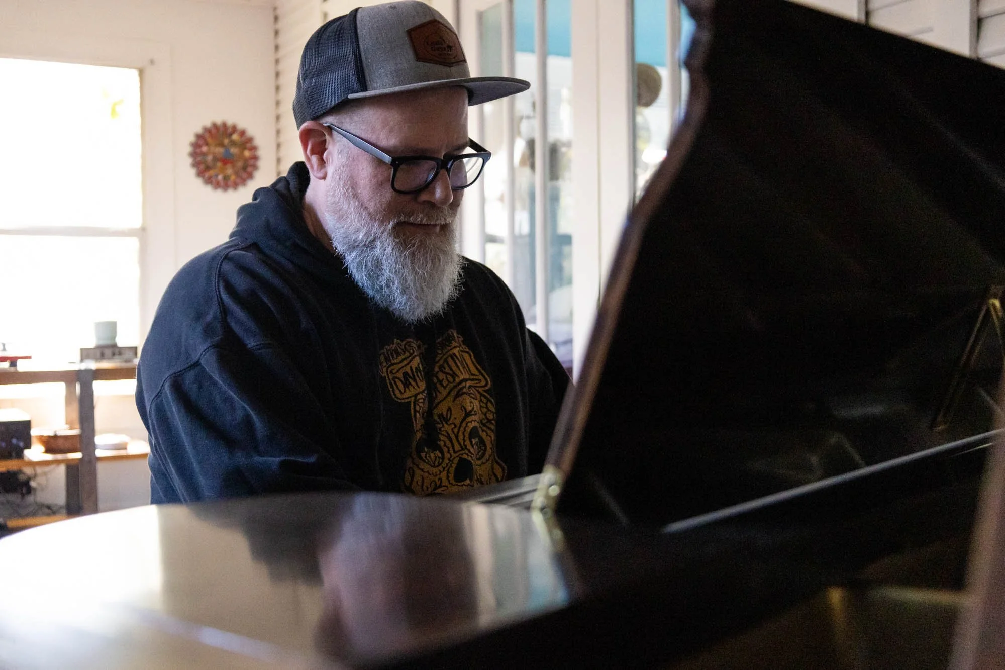 In the sun room of his home, Pierce plays some chord progressions of "All of Me" by John Legend. He remarked that this song was one that consistently got stuck in his head. 