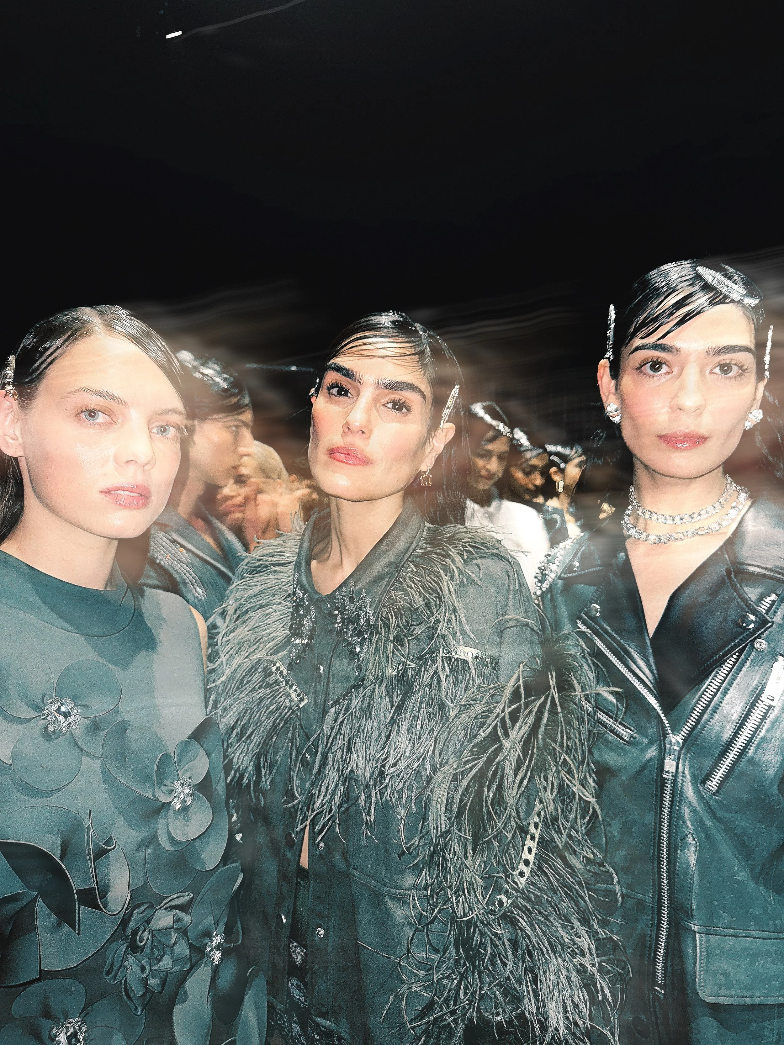 COMO SI FUERA LA PRIMERA VEZ: JOSEFINA BY VEROS SOLÍS                       - “EL REGRESO DEL ALMA AL HILO” -