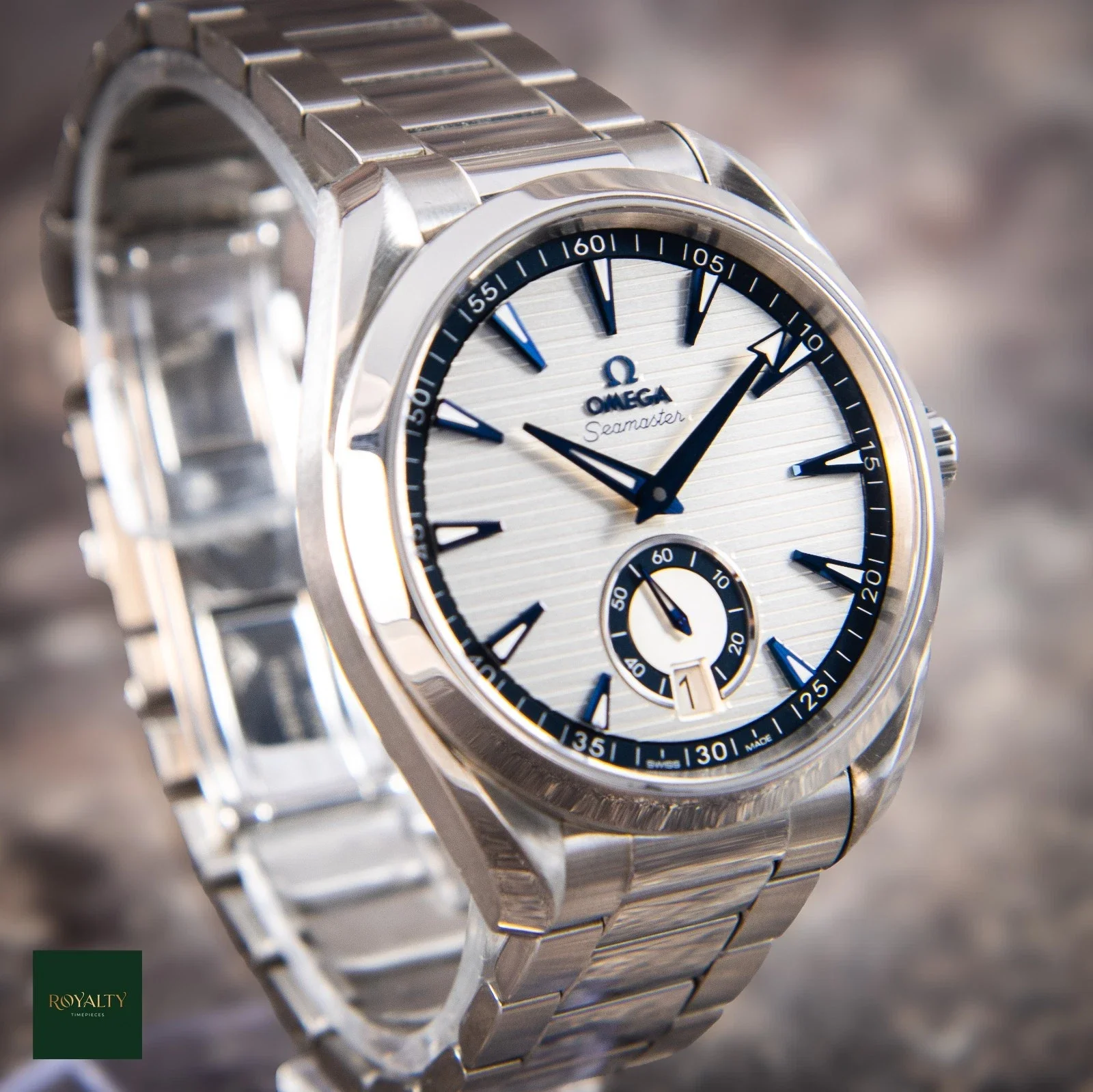 05_Omega_Seamaster_Aqua_Terra_Small_Seconds_220104121.webp