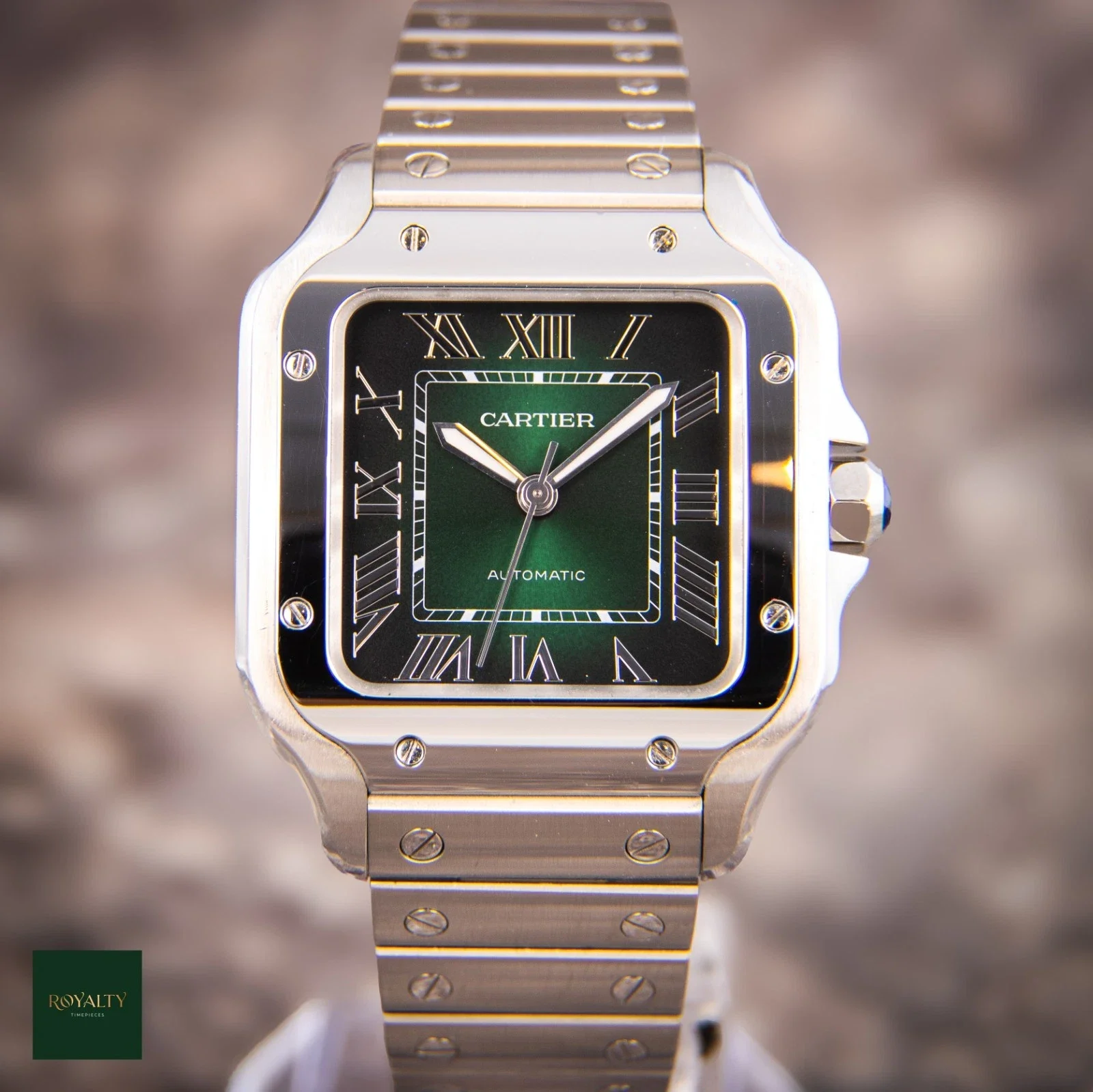 01_Cartier_Santos_Medium_WSSA0061_Green_Dial_351mm_Au.webp