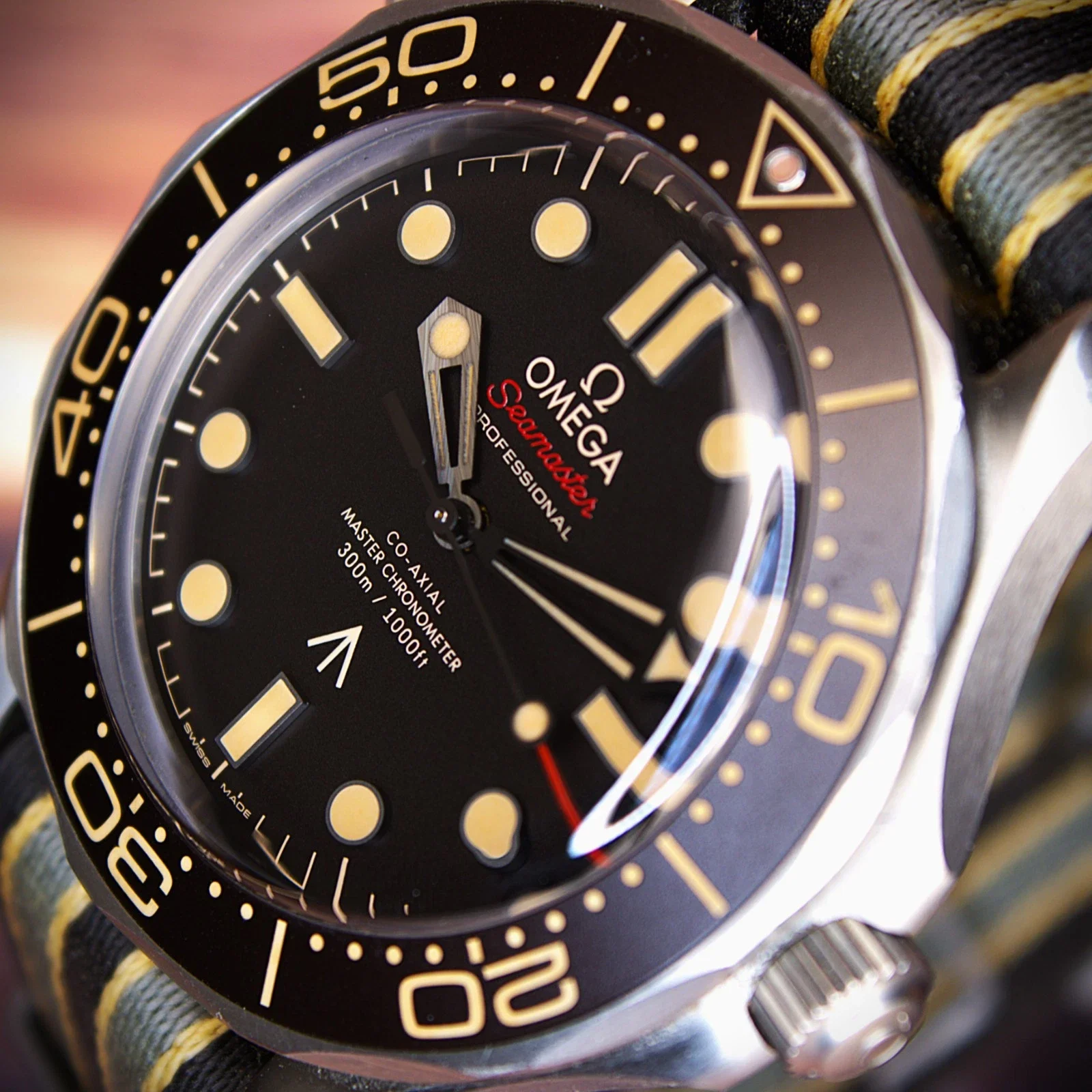 04_OMEGA_Seamaster_Diver_300M_21092422001001_007_Edit.webp
