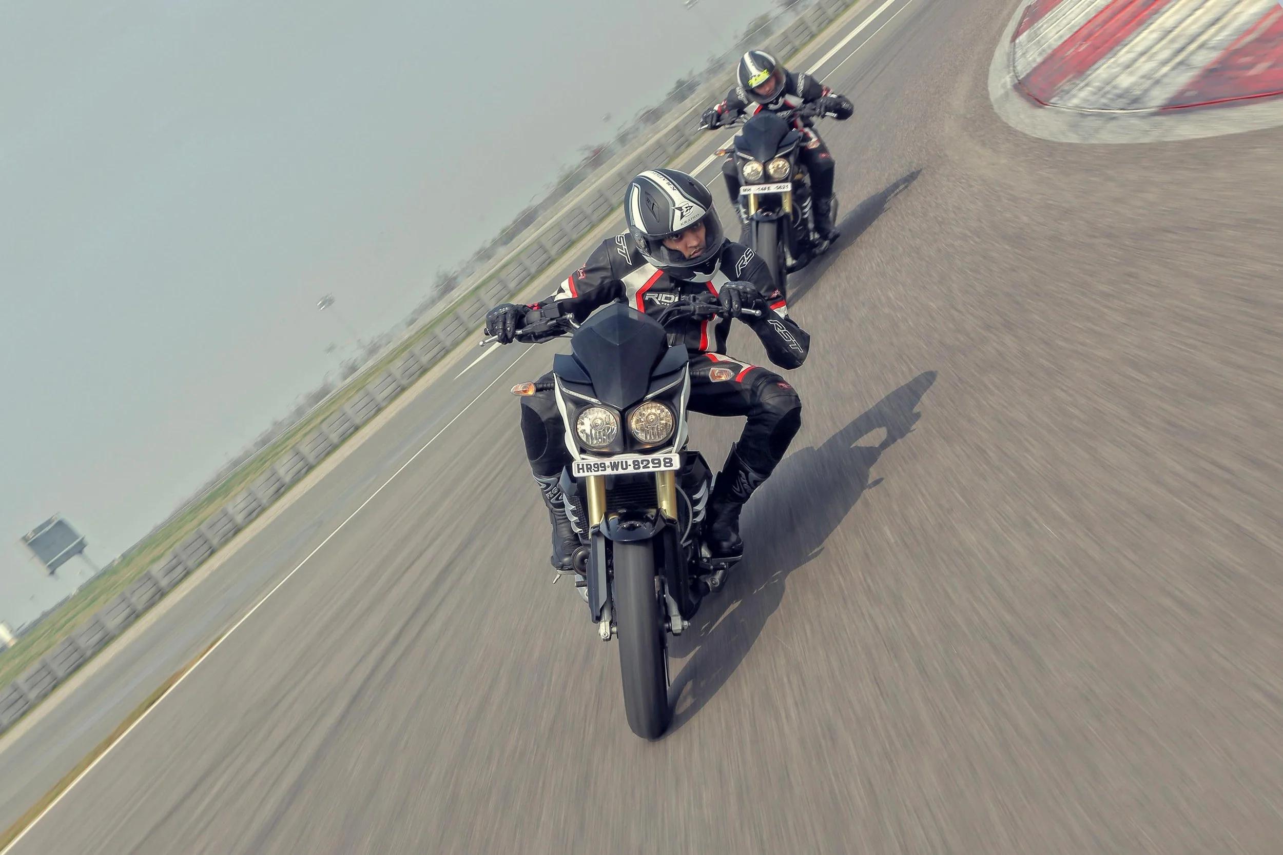 kunal-khadse-motorsports-automotive-photography-412.jpg