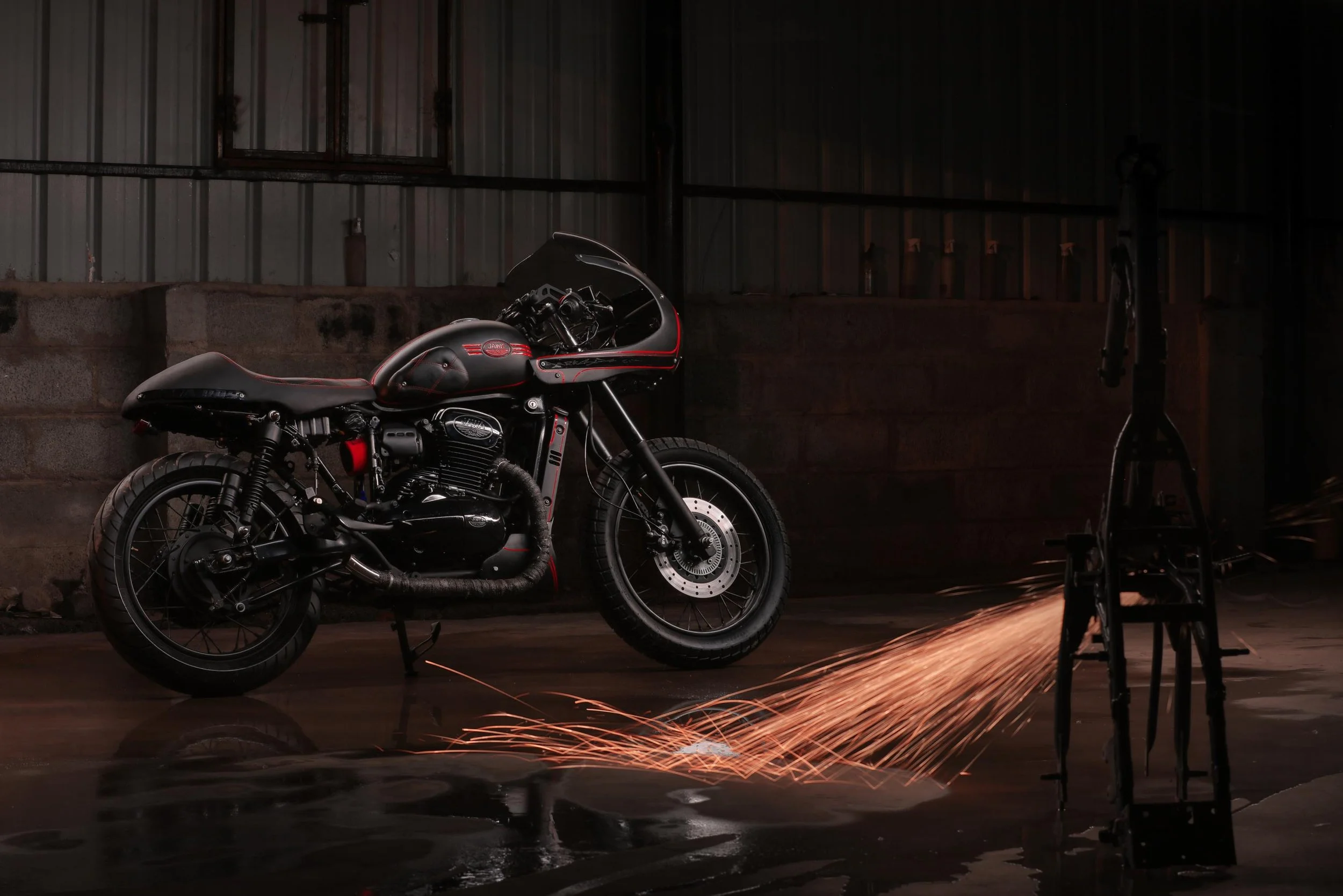 kunal-khadse-bike-automotive-photography-524.jpg