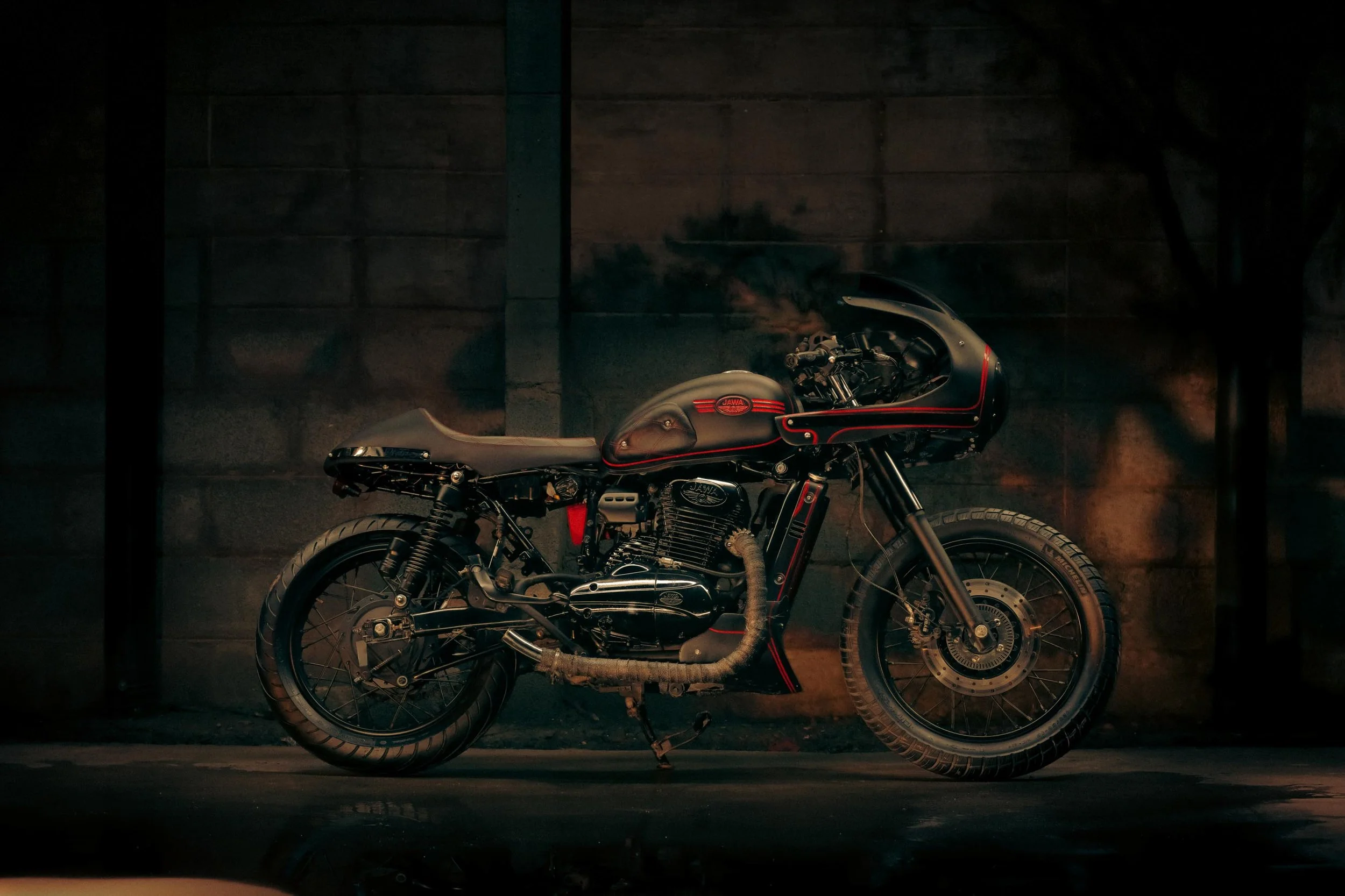 kunal-khadse-bike-automotive-photography-523.jpg