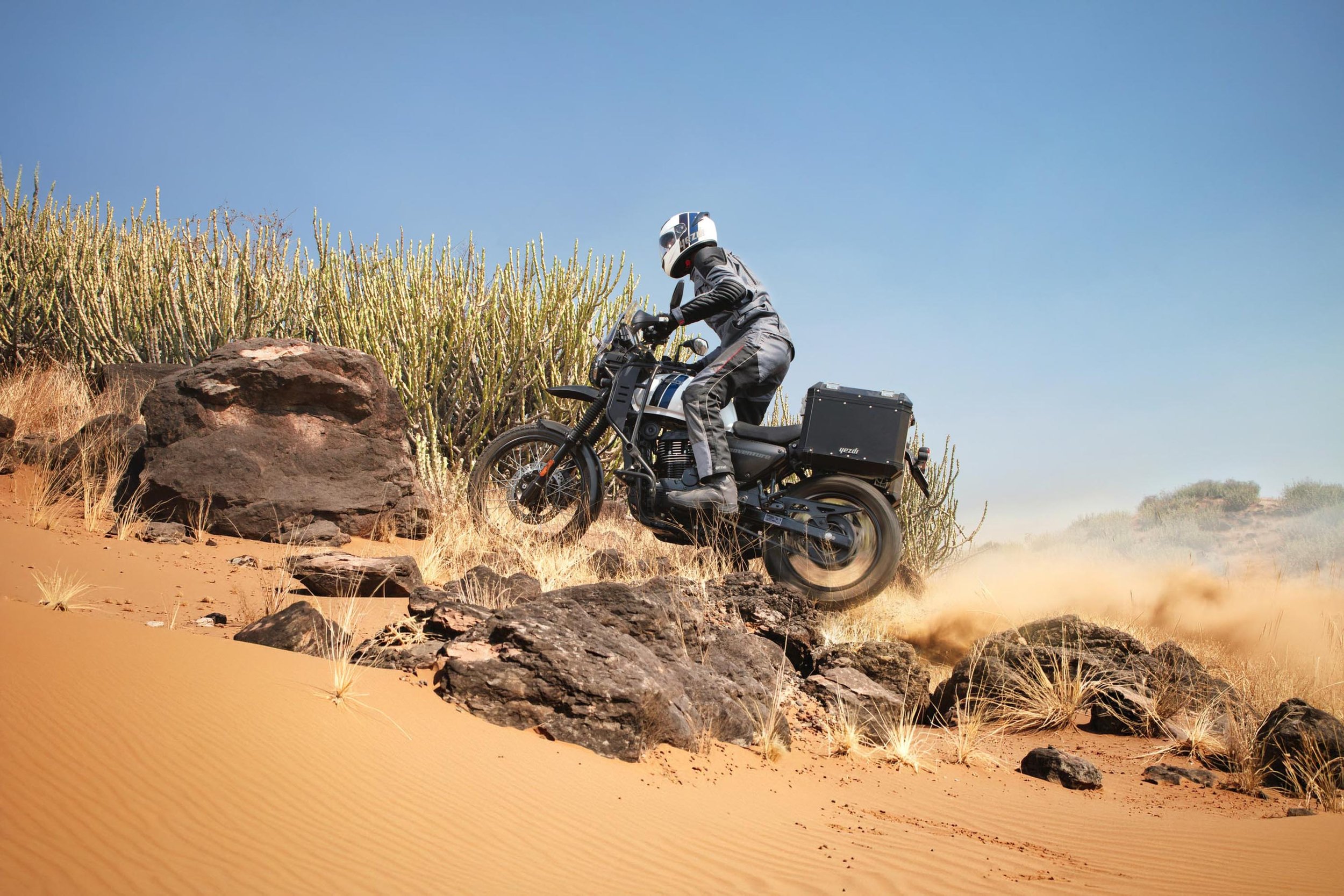 kunal-khadse-bike-automotive-photography-550.jpg