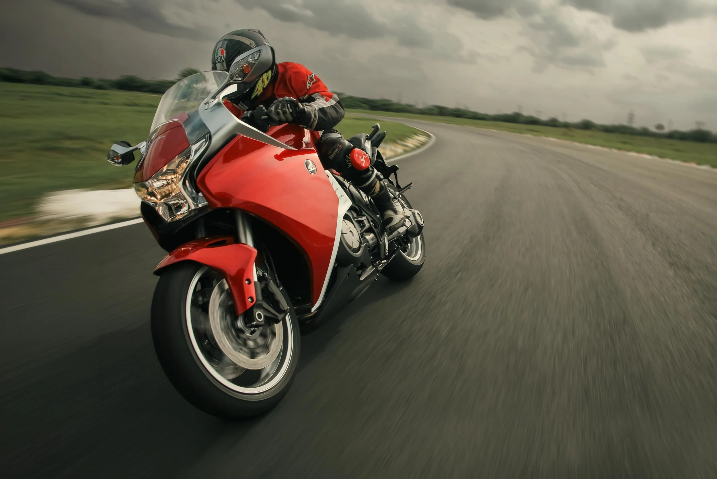 kunal-khadse-bike-automotive-photography-427.jpg