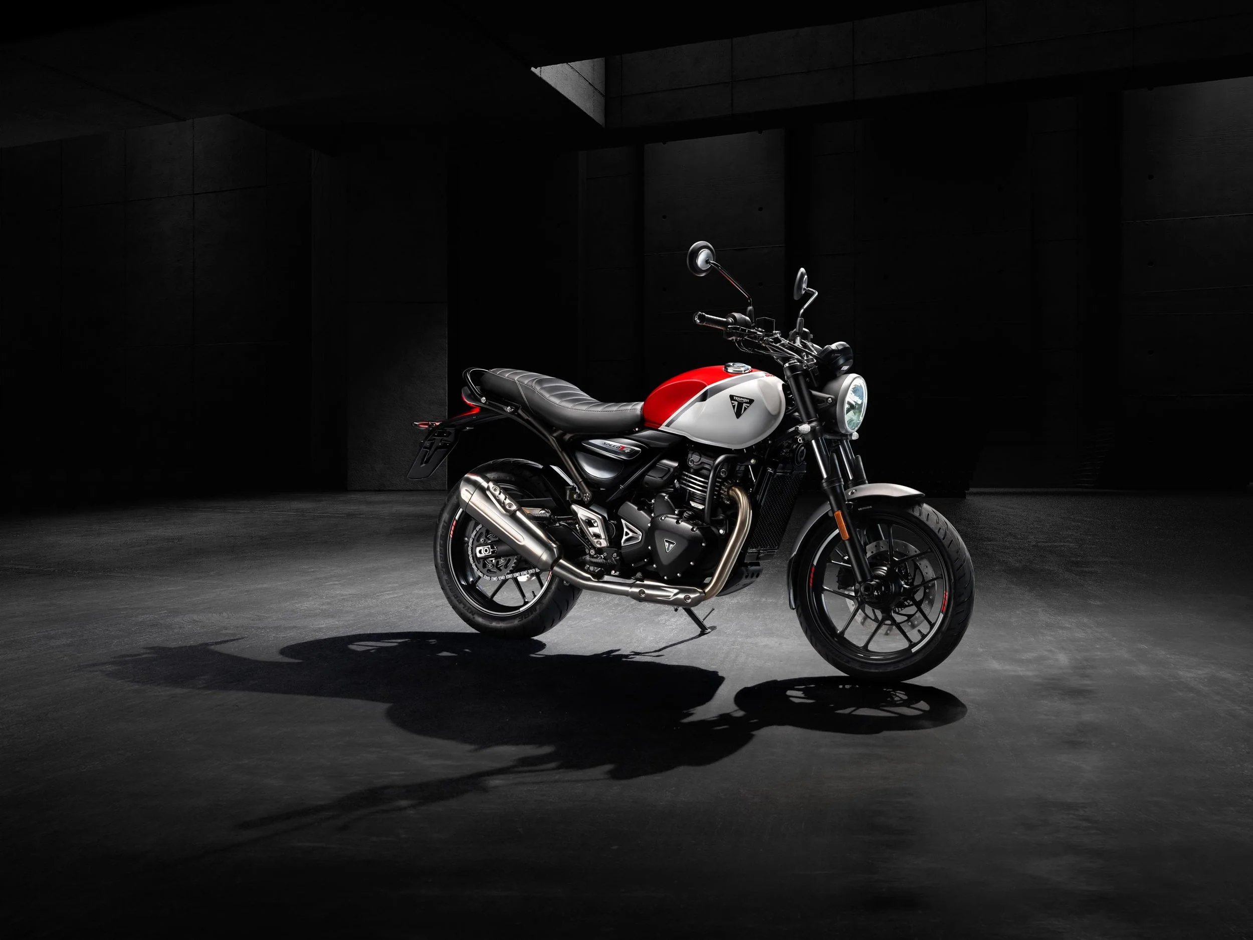kunal-khadse-bike-automotive-photography-564.jpg