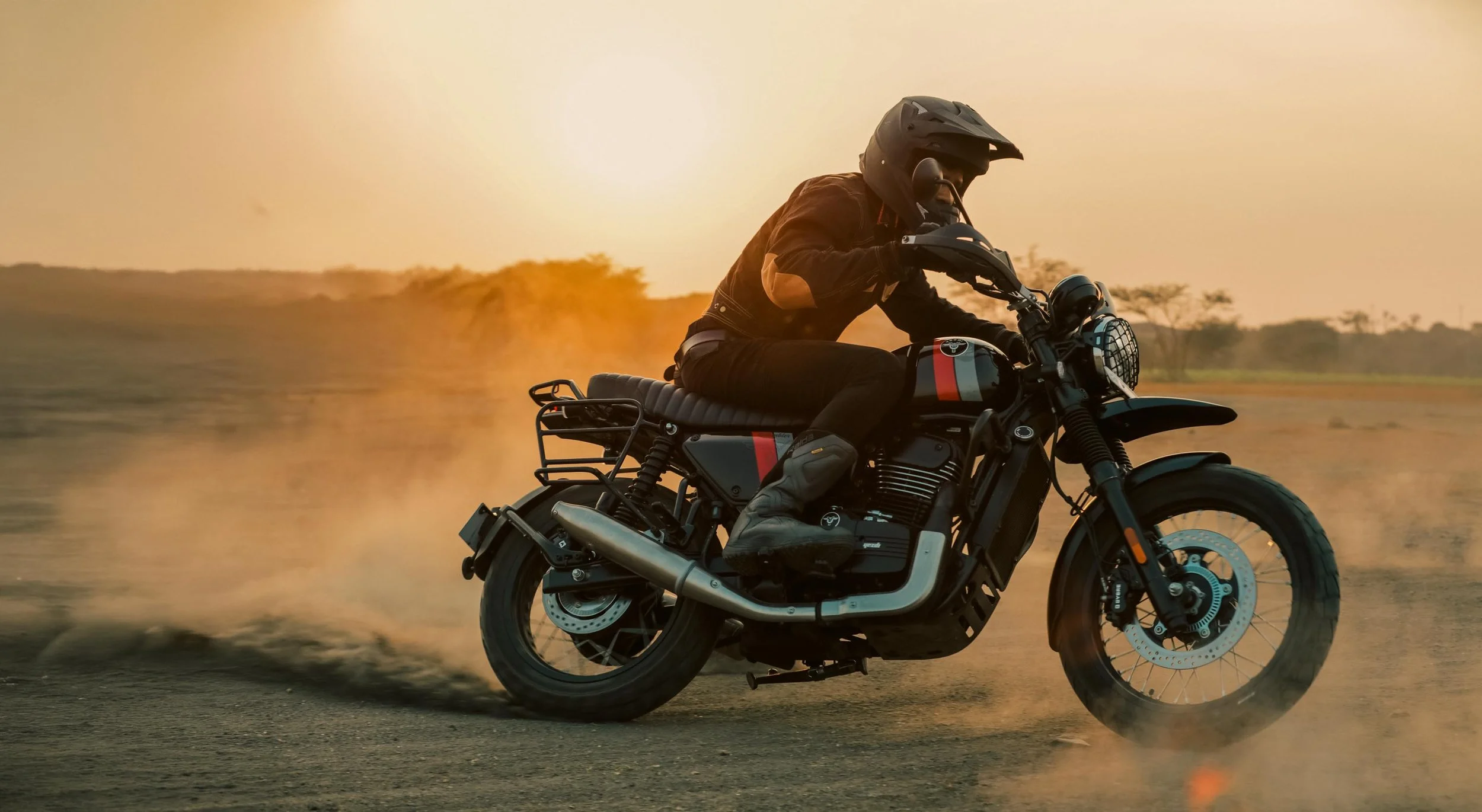 kunal-khadse-bike-automotive-photography-554.jpg