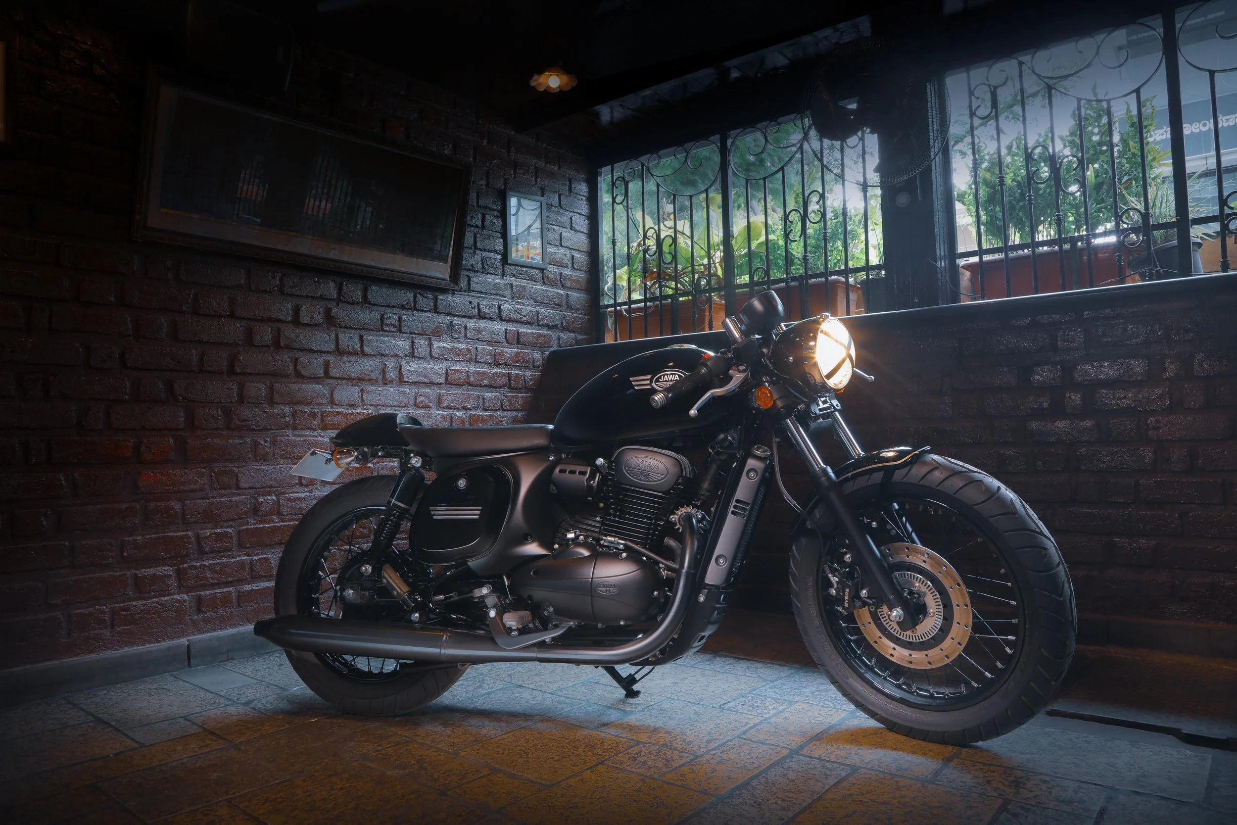 kunal-khadse-bike-automotive-photography-513.jpg