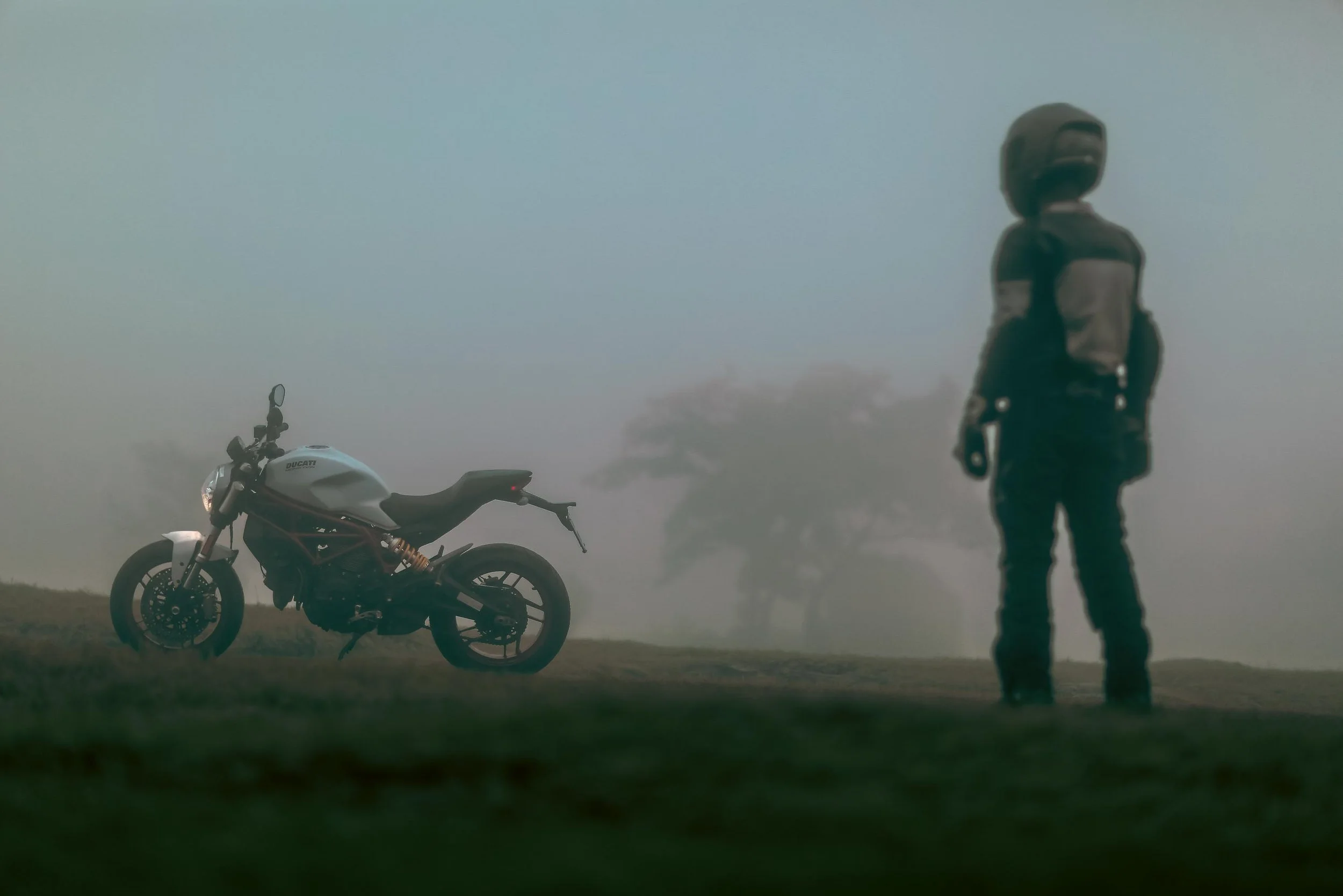 kunal-khadse-bike-automotive-photography-444.jpg