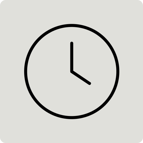 Simple clock showing 3:00