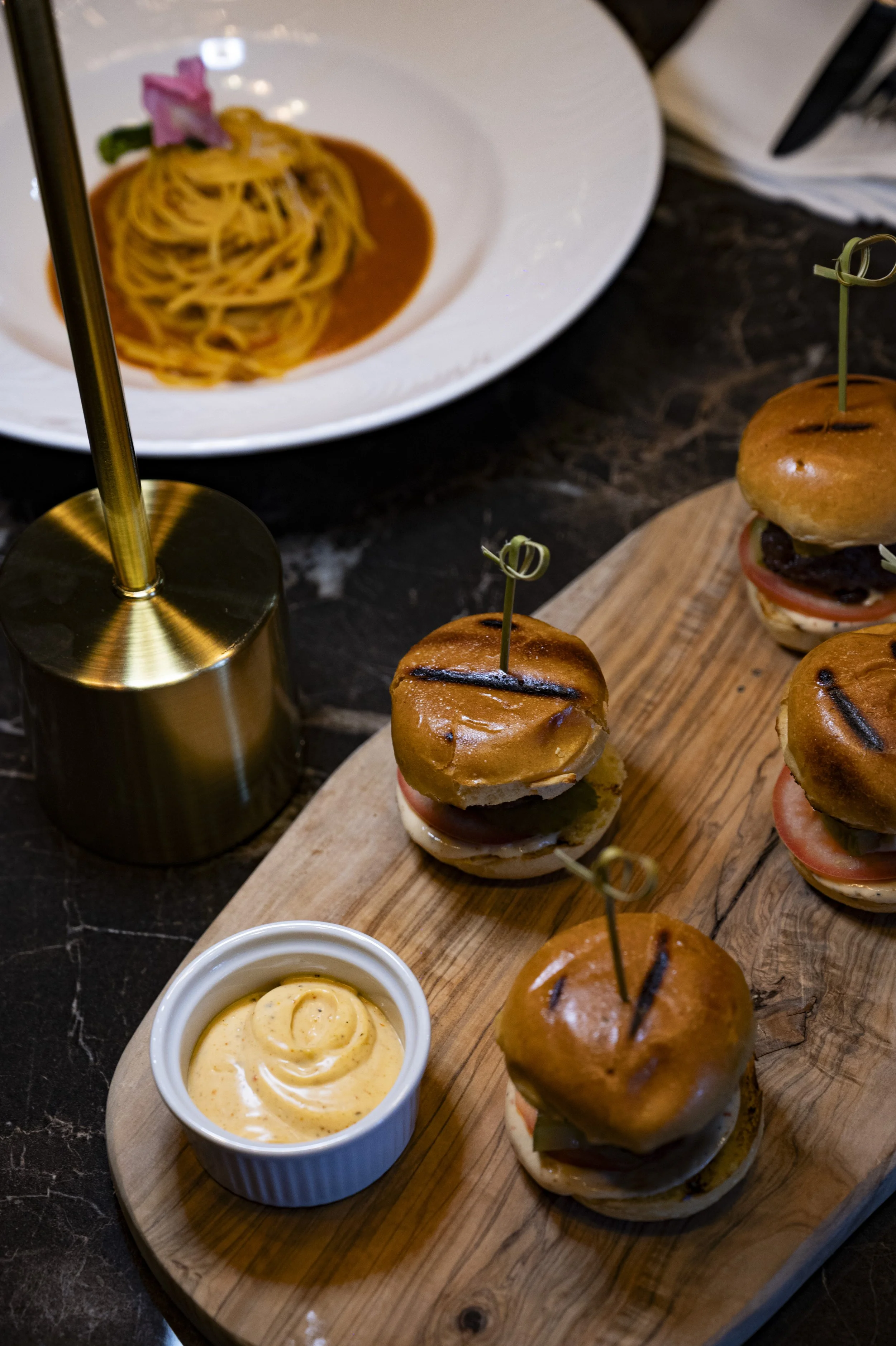 BERWICKLOUNGE-DINNER_6.jpg