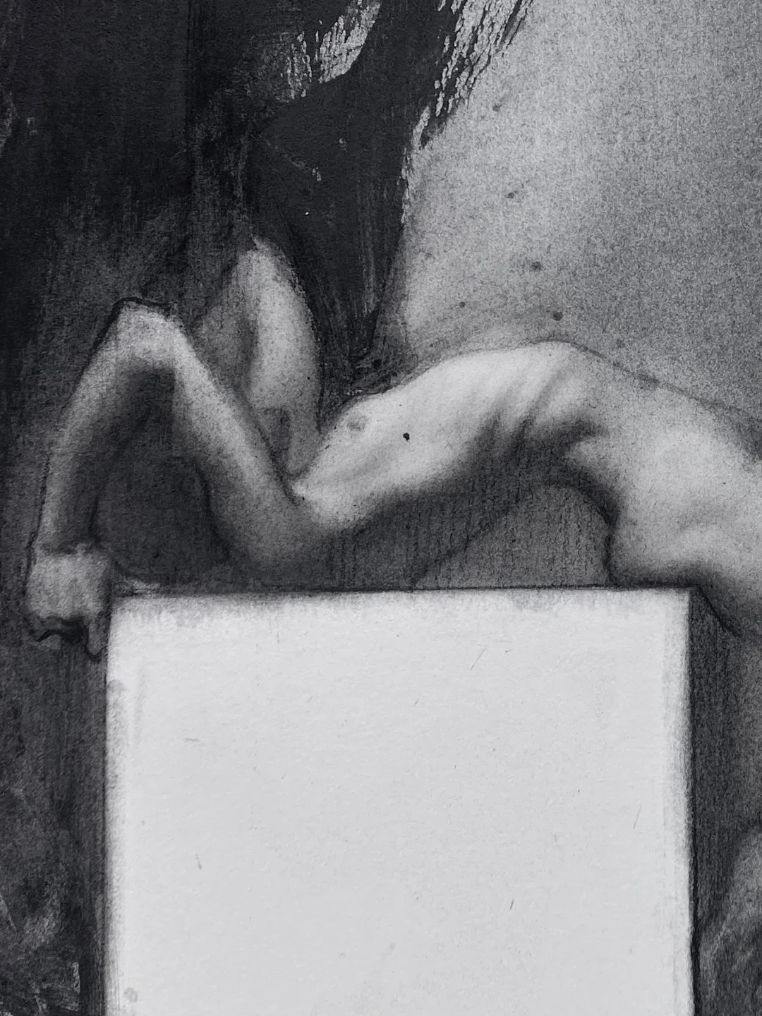 figure-pain-charcoal_260310_ig1b.jpg