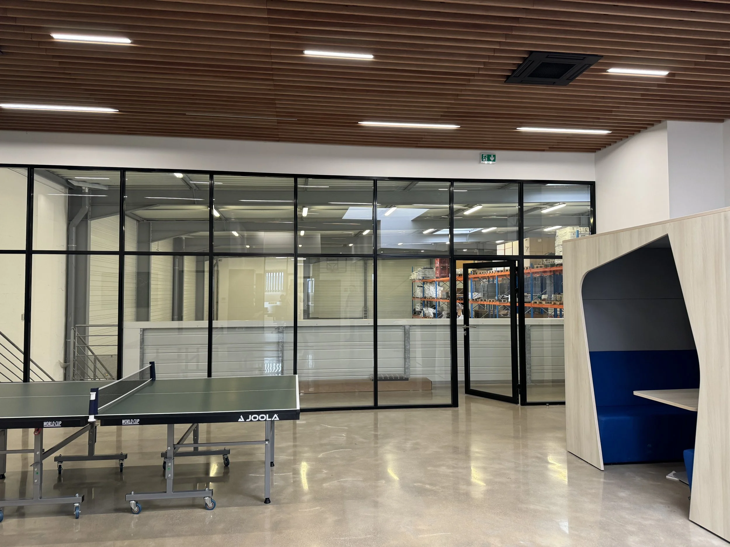 Aménagement espace de bureau à CREIL (60) – 200 m2 - Travaux de plâtrerie, cloisons aluminium