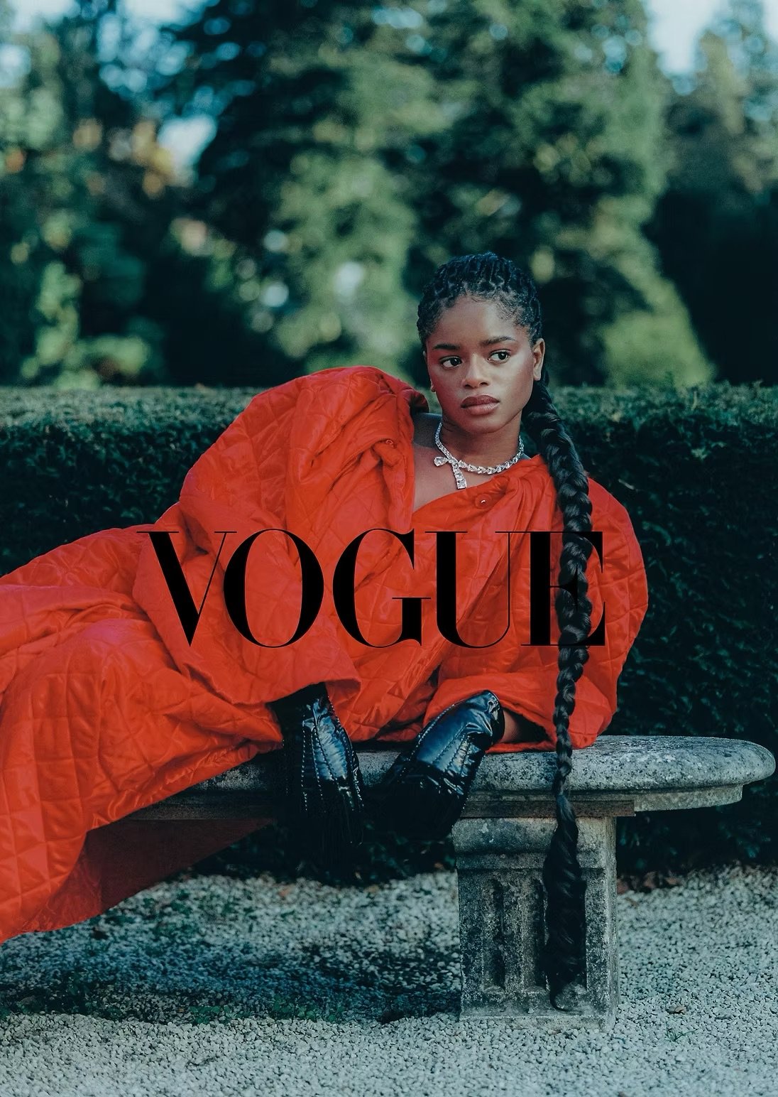 MelodieSimina_eileenjordan_Voguegermany-11-24-9.jpeg