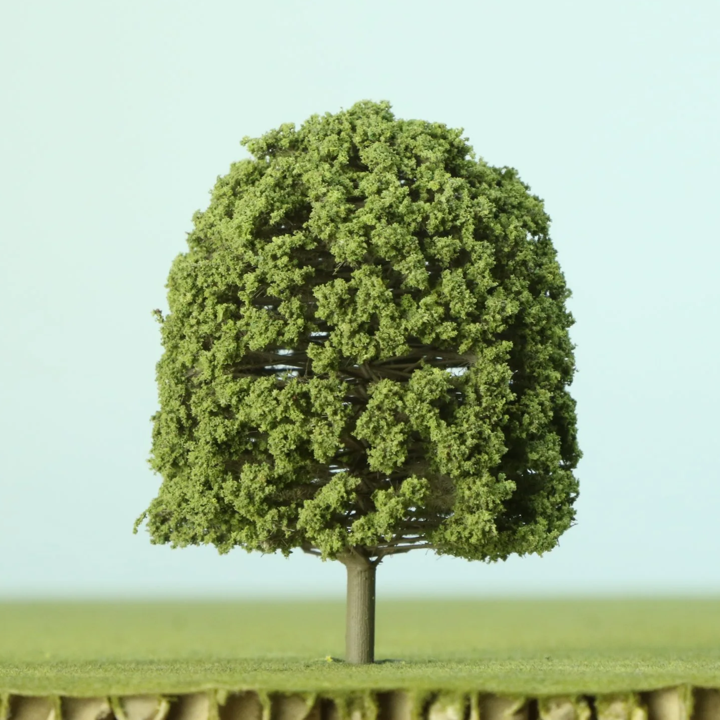 String and Wire Deciduous trees - Light Green