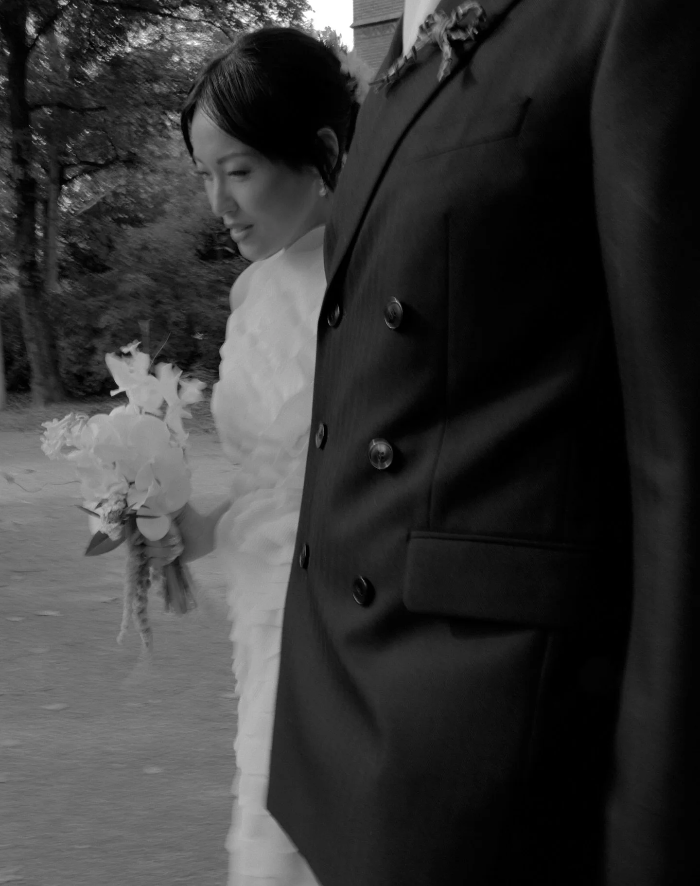 Crystal &amp; Niels 

Couple: @crystaljkim &amp; Niels
Venue: Vondelkerk
Photography: @isabelandmaike
Assistant photographer: @imke_wassink
Florals: @rae_blooms
Decorator / draping: @tinggong_drape
Caterer: @oficina.amsterdam
Cake: @agnesaruse