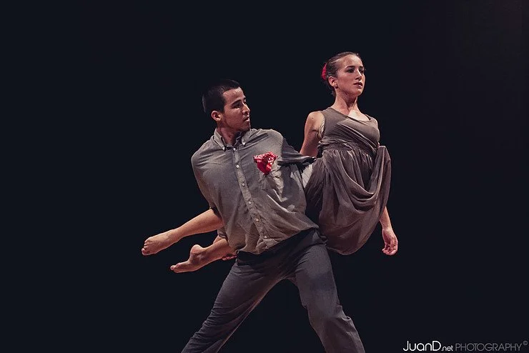 Direcció: Jhosmar Chitty i Oswaldo González.
Ballarins duet: Mireia Puig i Oswaldo Gonzalez
Fotografía: Juand Maestre
Altres ballarins del projecte: Catherine Stuyt, Alexis Sulbaran, Mónica Sirkza.
https://360gradosdanza.com/es/miradas-adentro/