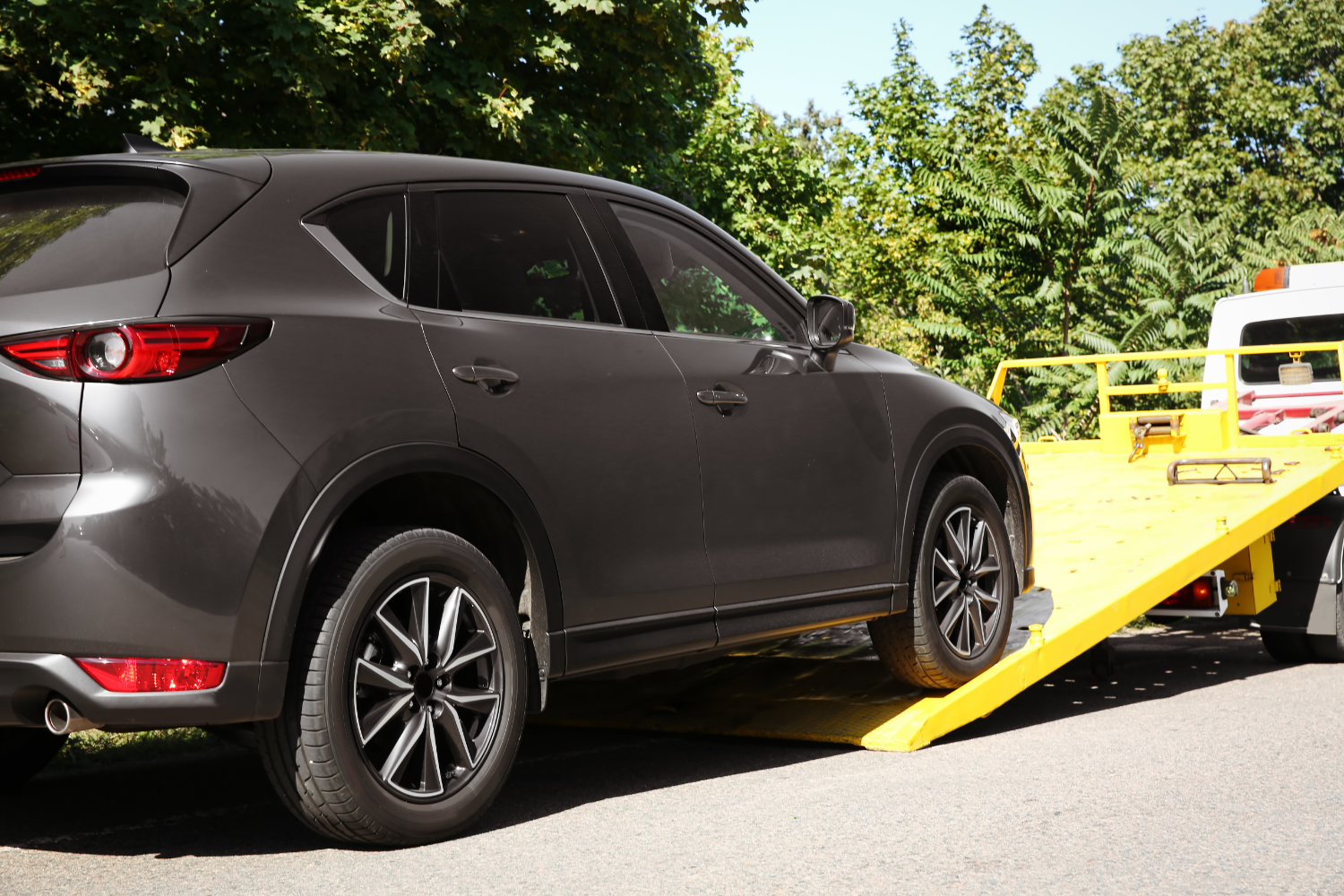 How Professional Towing Prevents Further Vehicle Damage