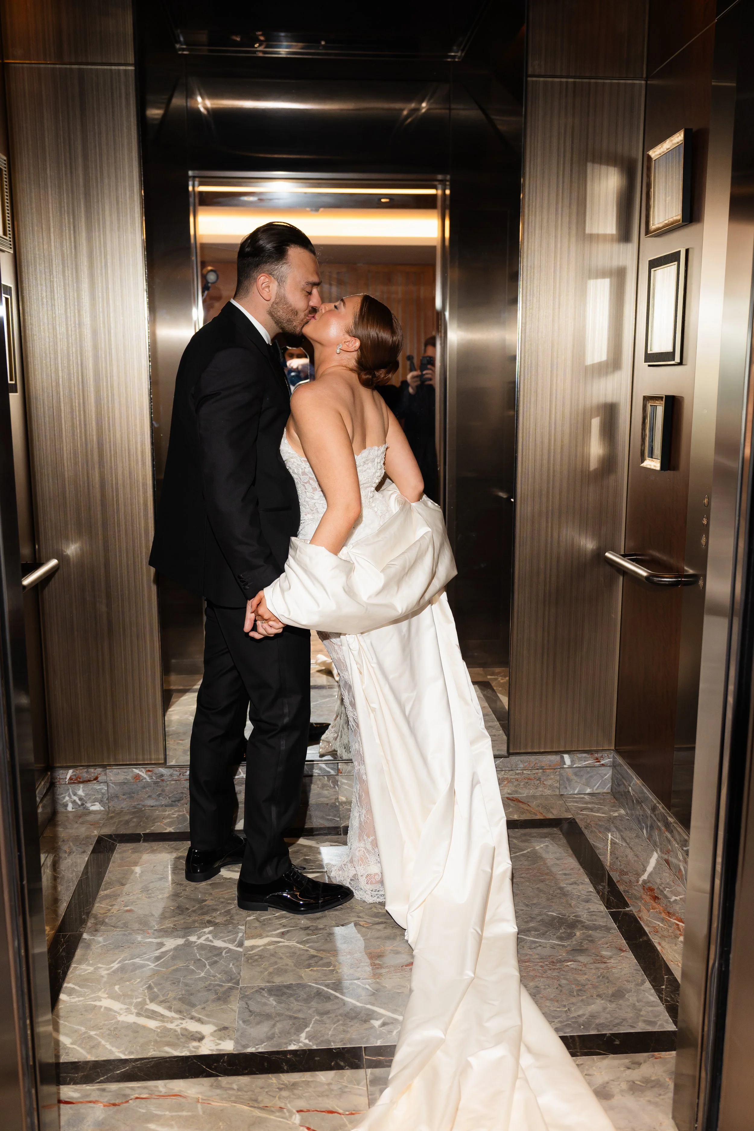 Shangri-La Shard skyline wedding by David Christopher Photography 2.jpg