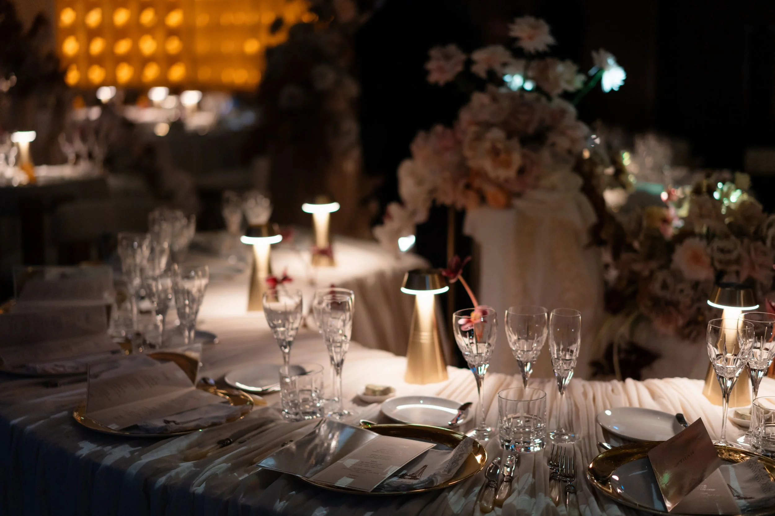 Tablescape showing place setting at the Shangri-La Shard wedding reception in Ren Ballroom