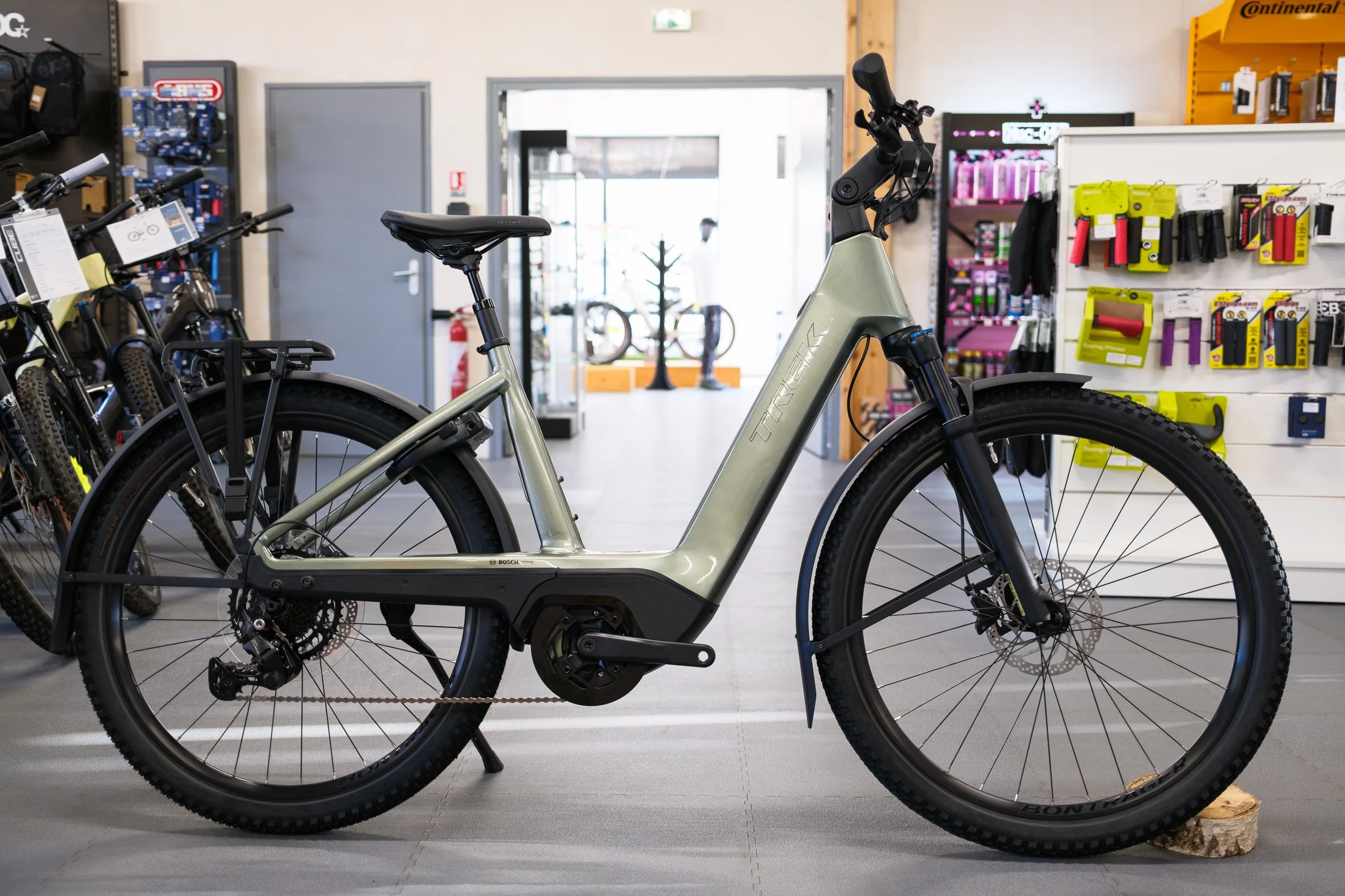 Charter+ 4 Trail 800Wh