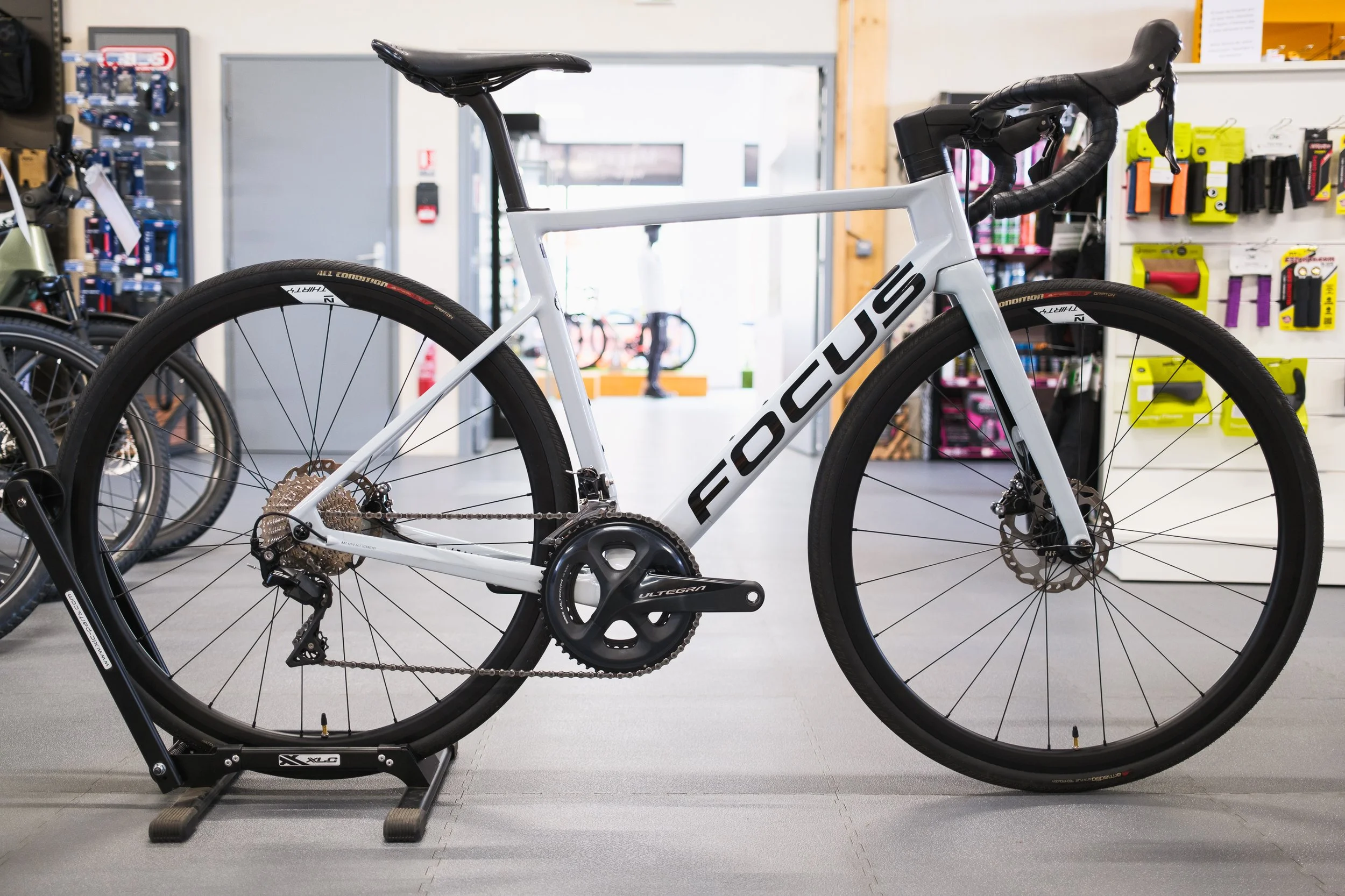 Izalco Max Disc 8.6