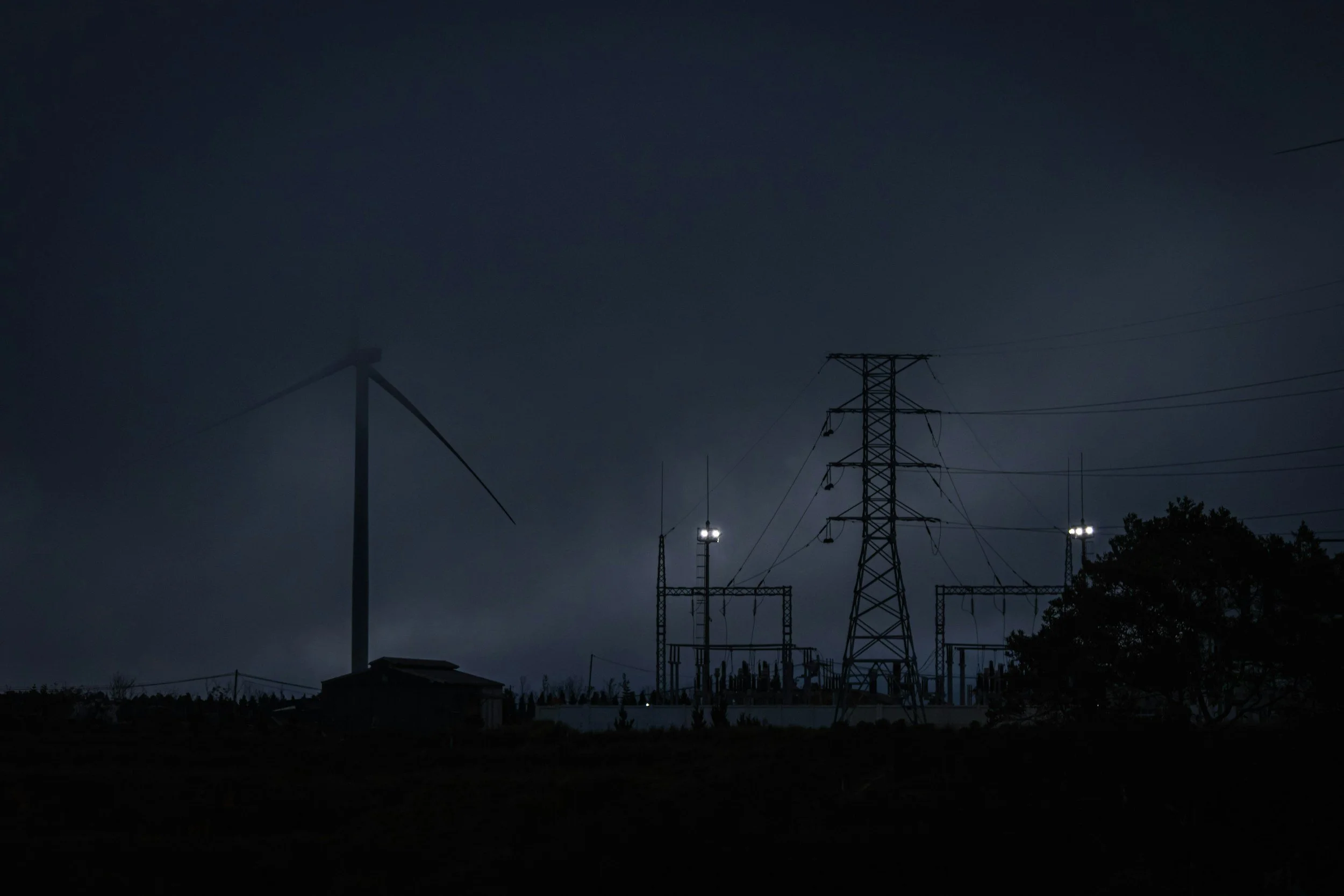 Blackout Protocols: How to Stay Operational When Everything Fails ?