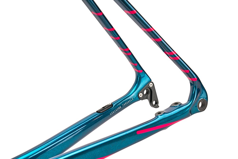 cinelli-veltrix-disc-105-2023.jpg